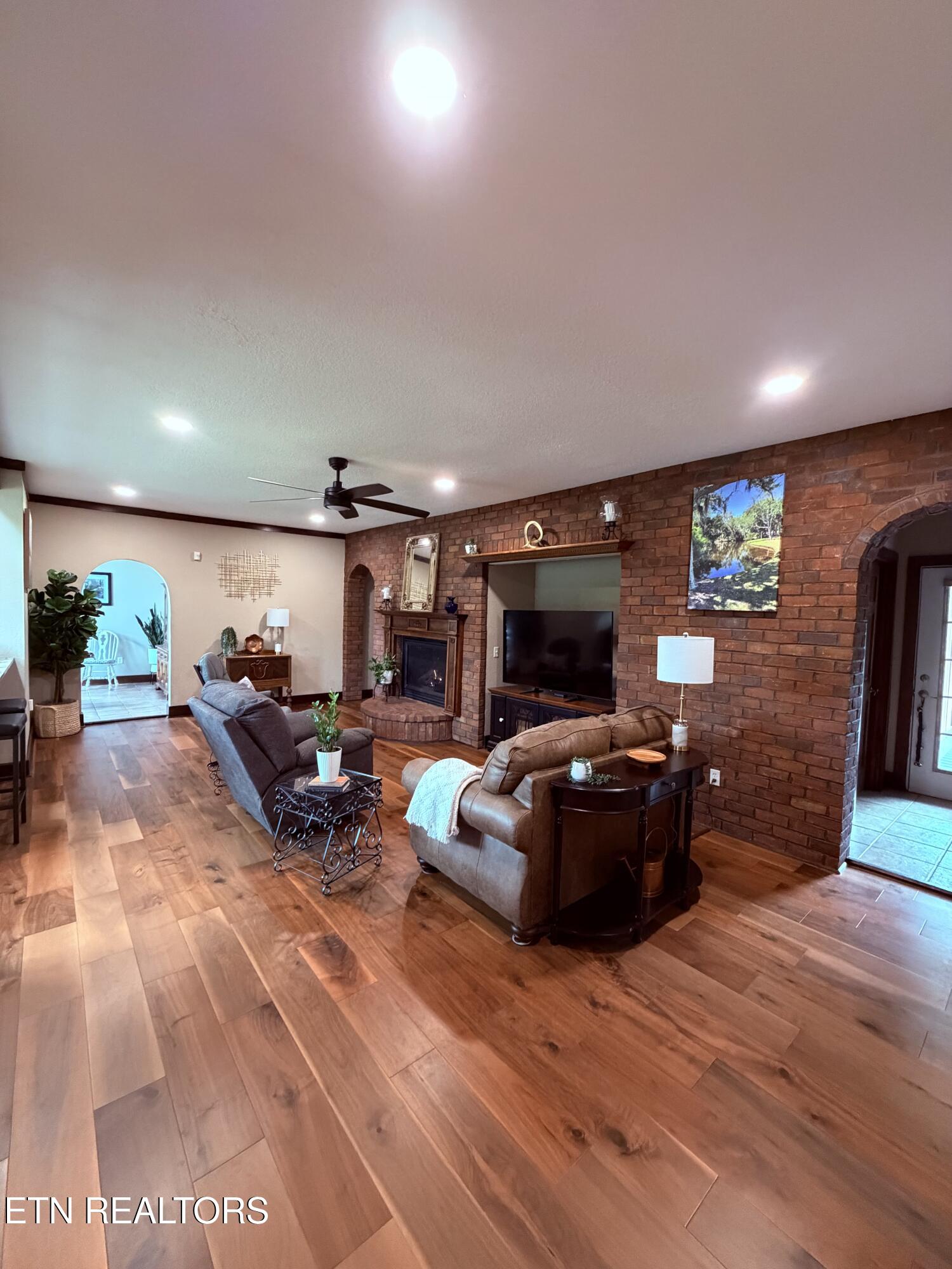 135 Bluffton Road Friendsville TN 37737