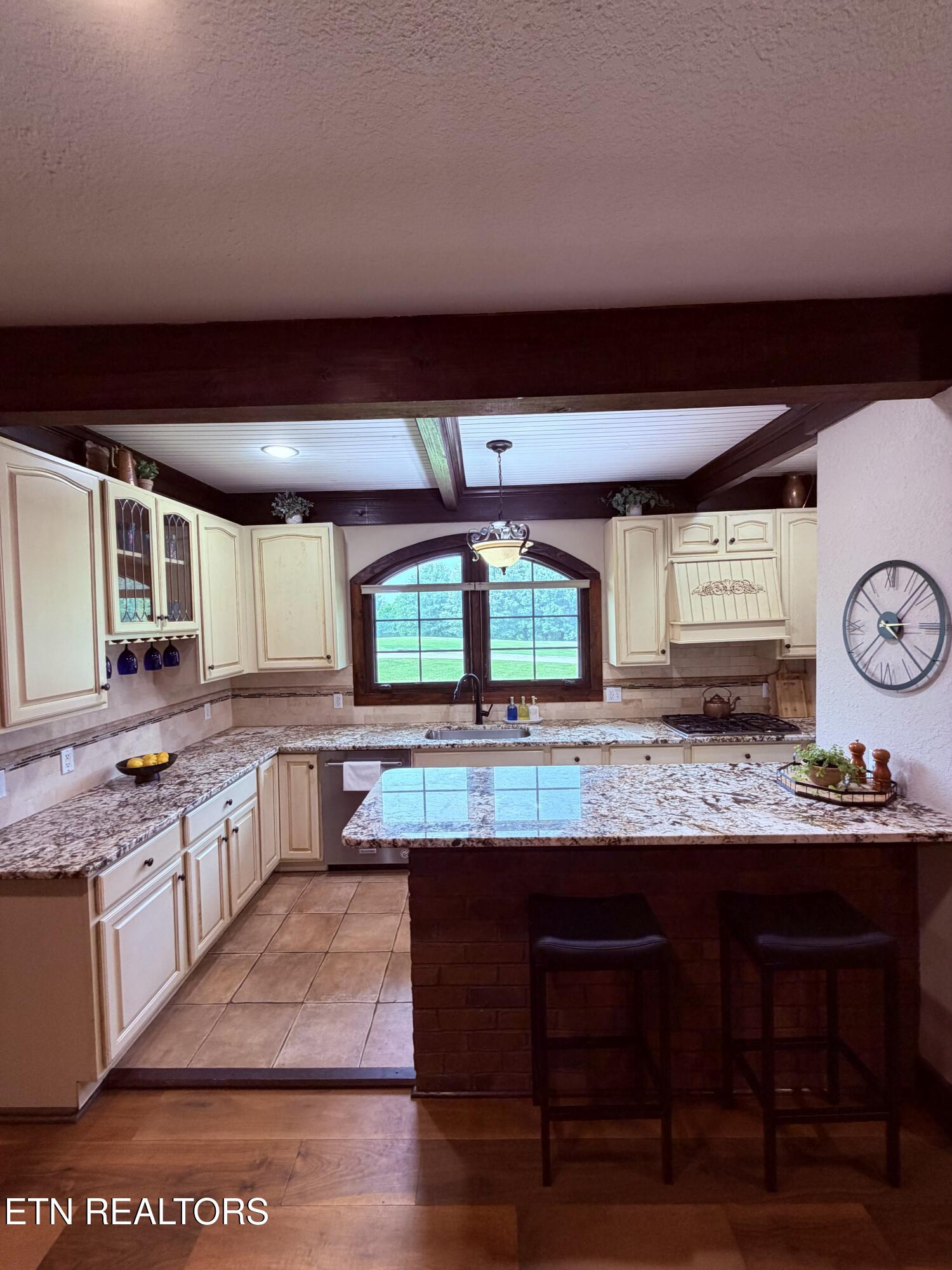 135 Bluffton Road Friendsville TN 37737