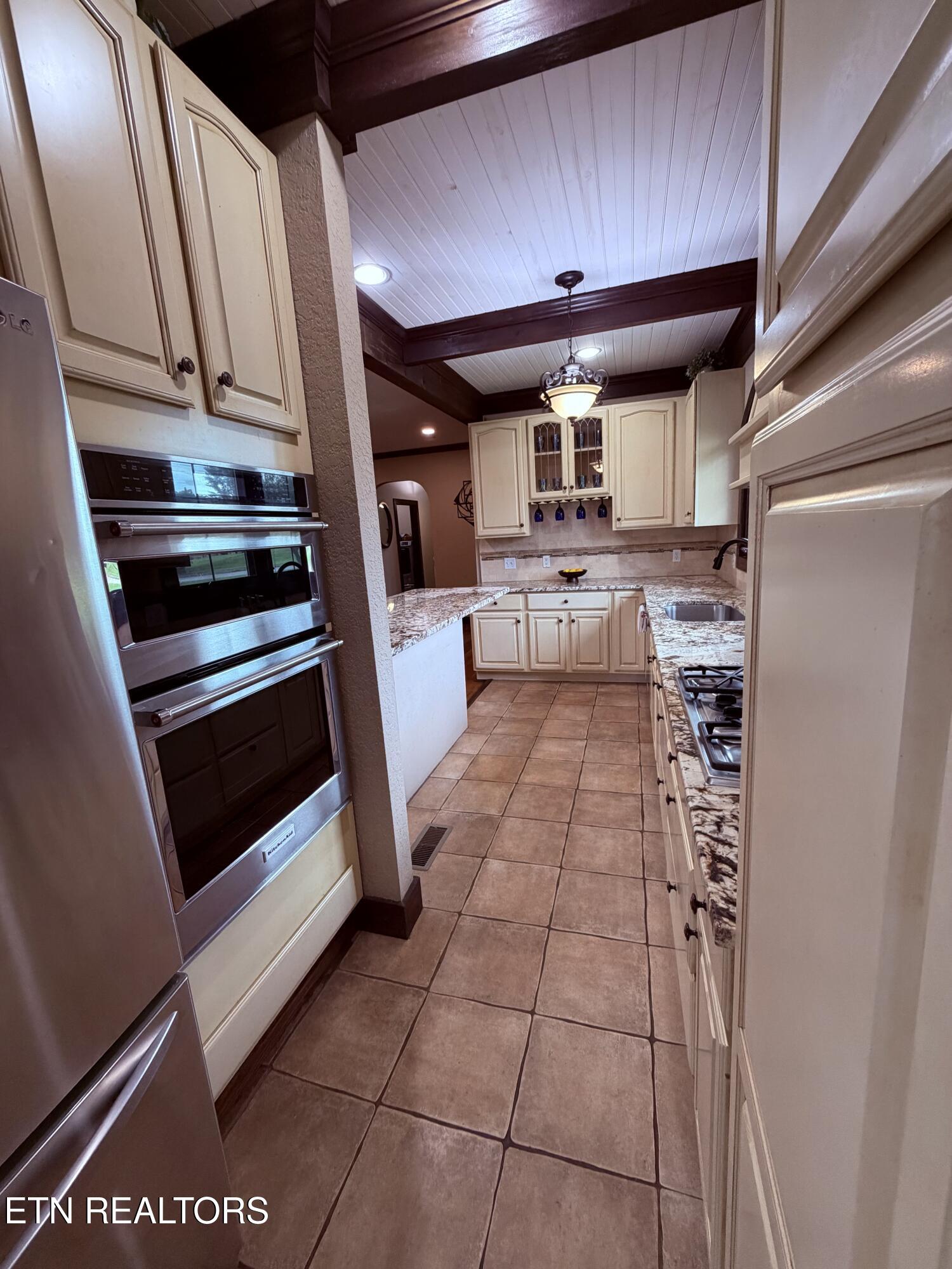135 Bluffton Road Friendsville TN 37737