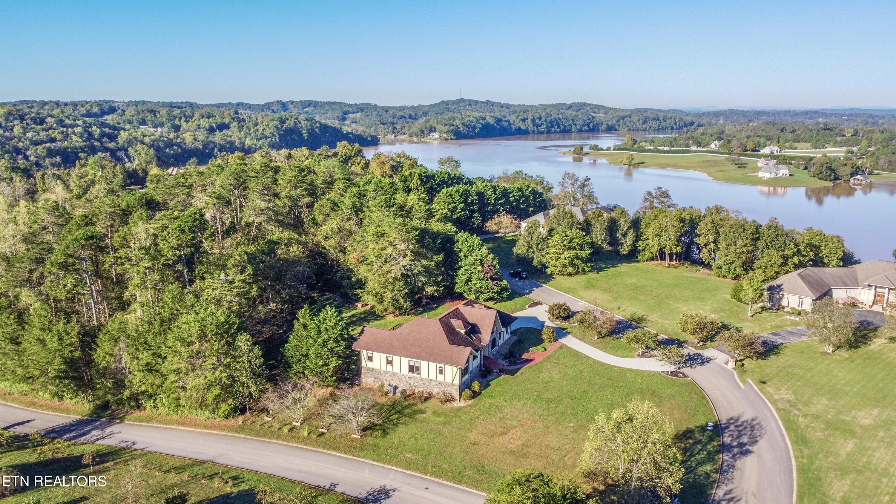 135 Bluffton Road Friendsville TN 37737