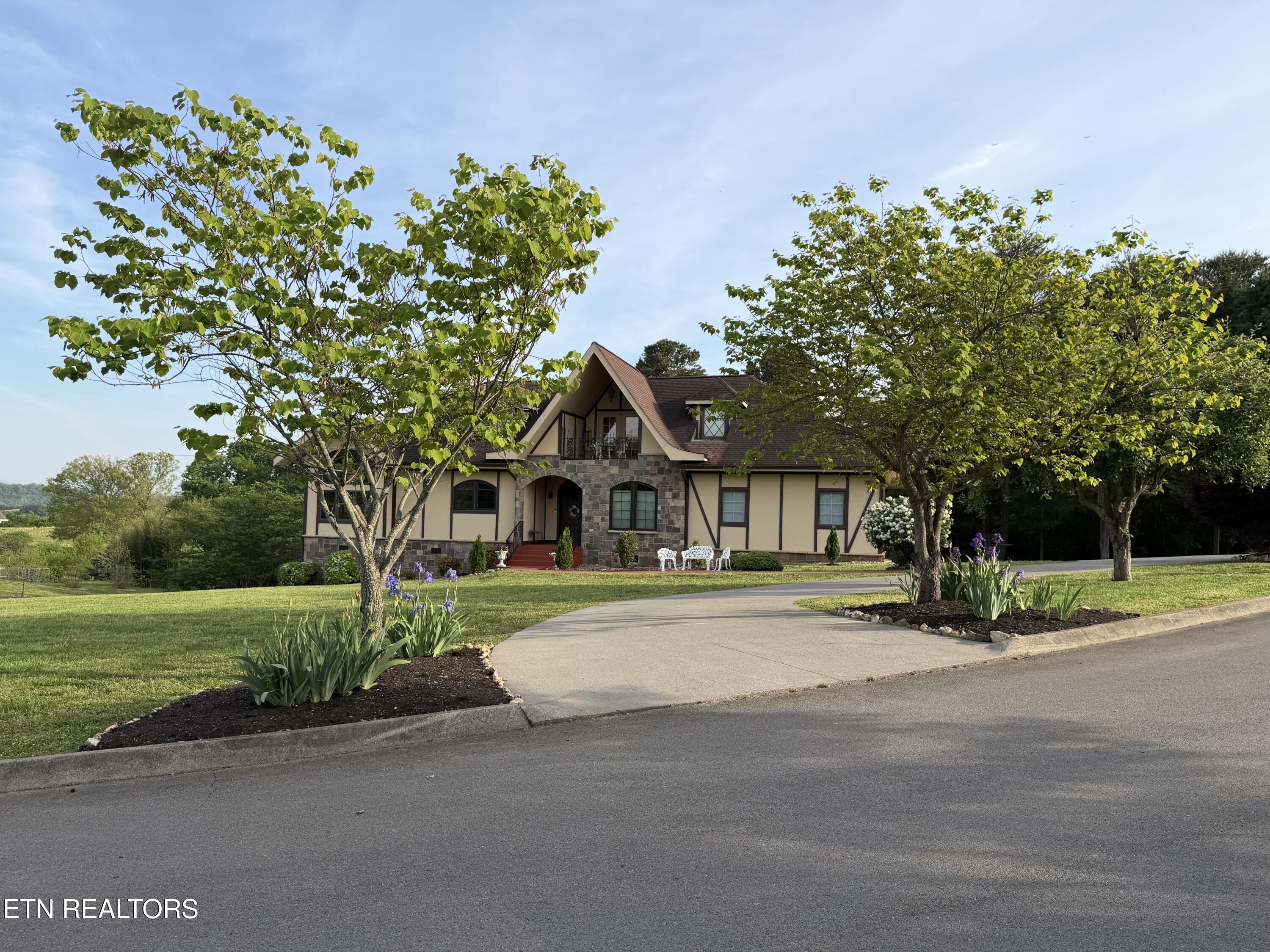 135 Bluffton Road Friendsville TN 37737