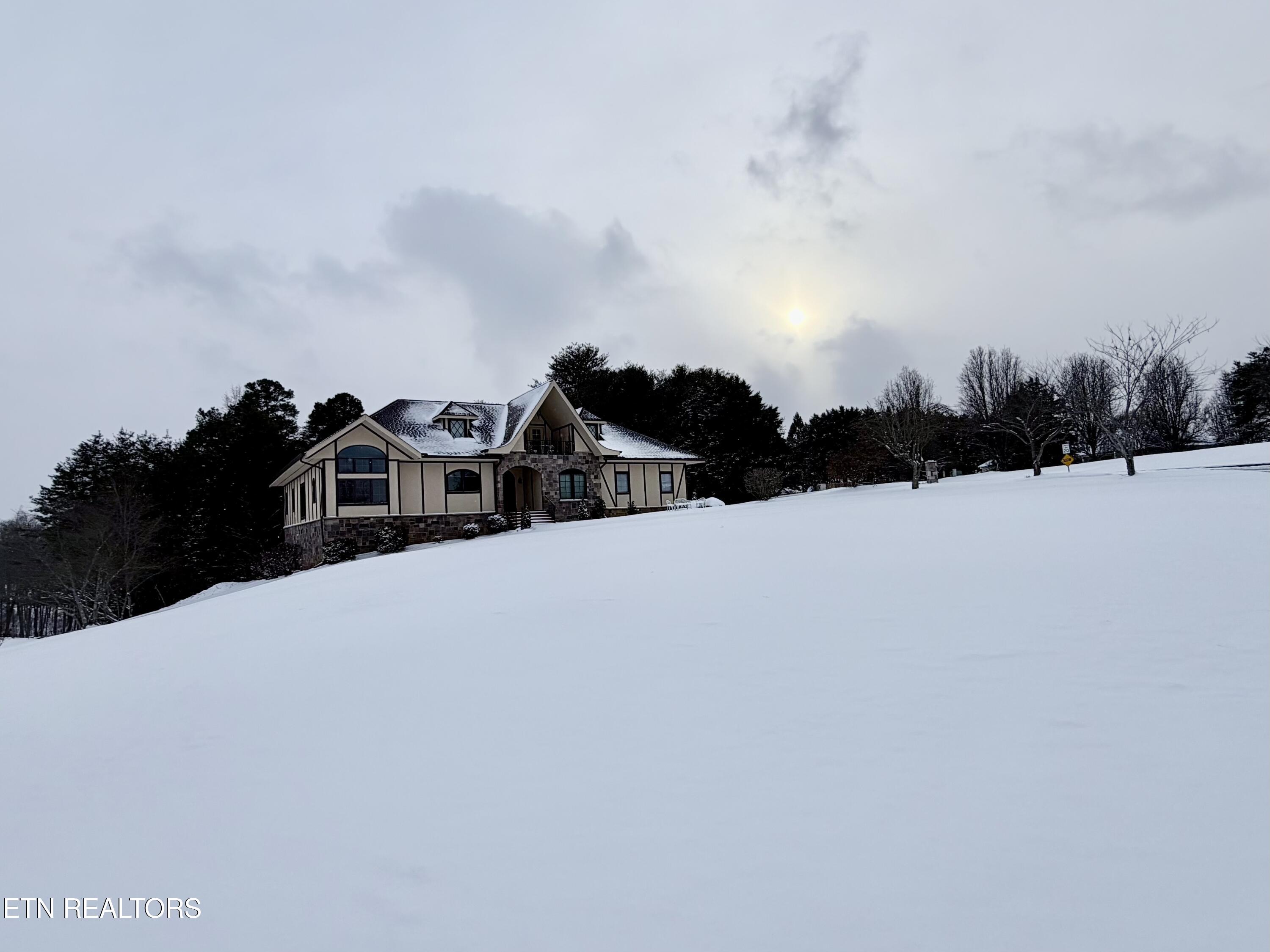 135 Bluffton Road Friendsville TN 37737