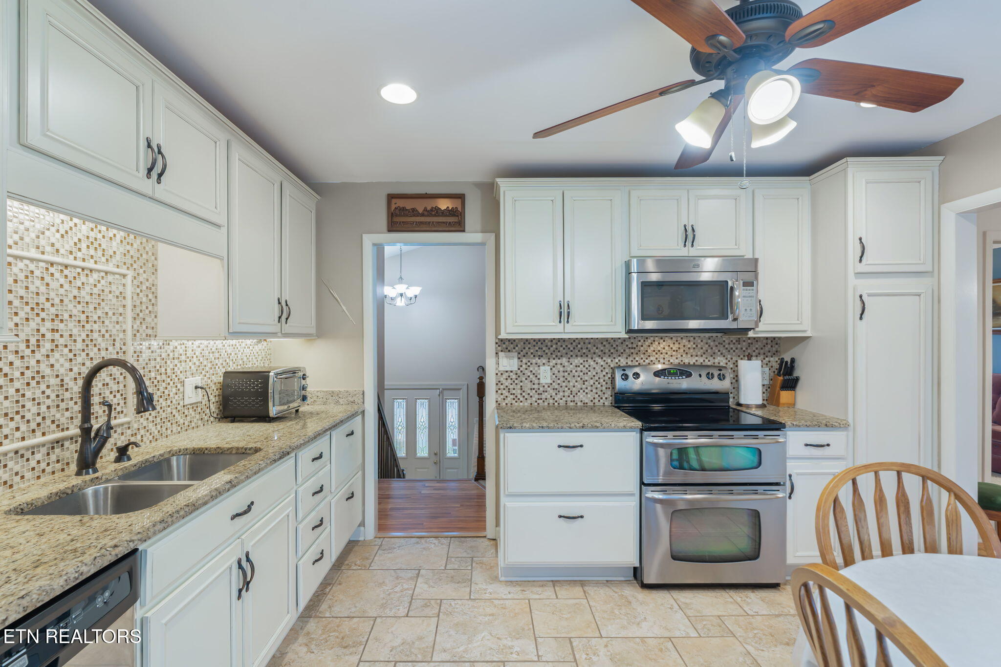8903 Ormand Lane Knoxville TN 37923