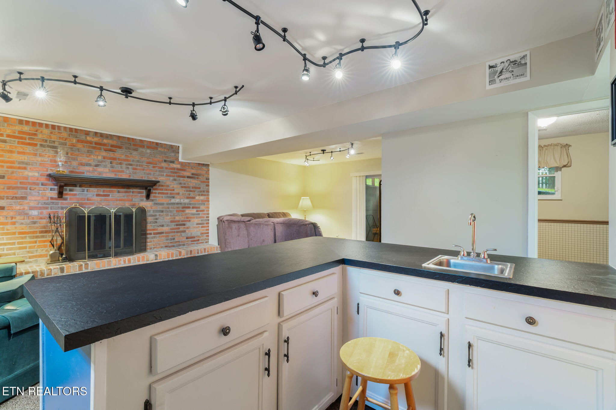 8903 Ormand Lane Knoxville TN 37923