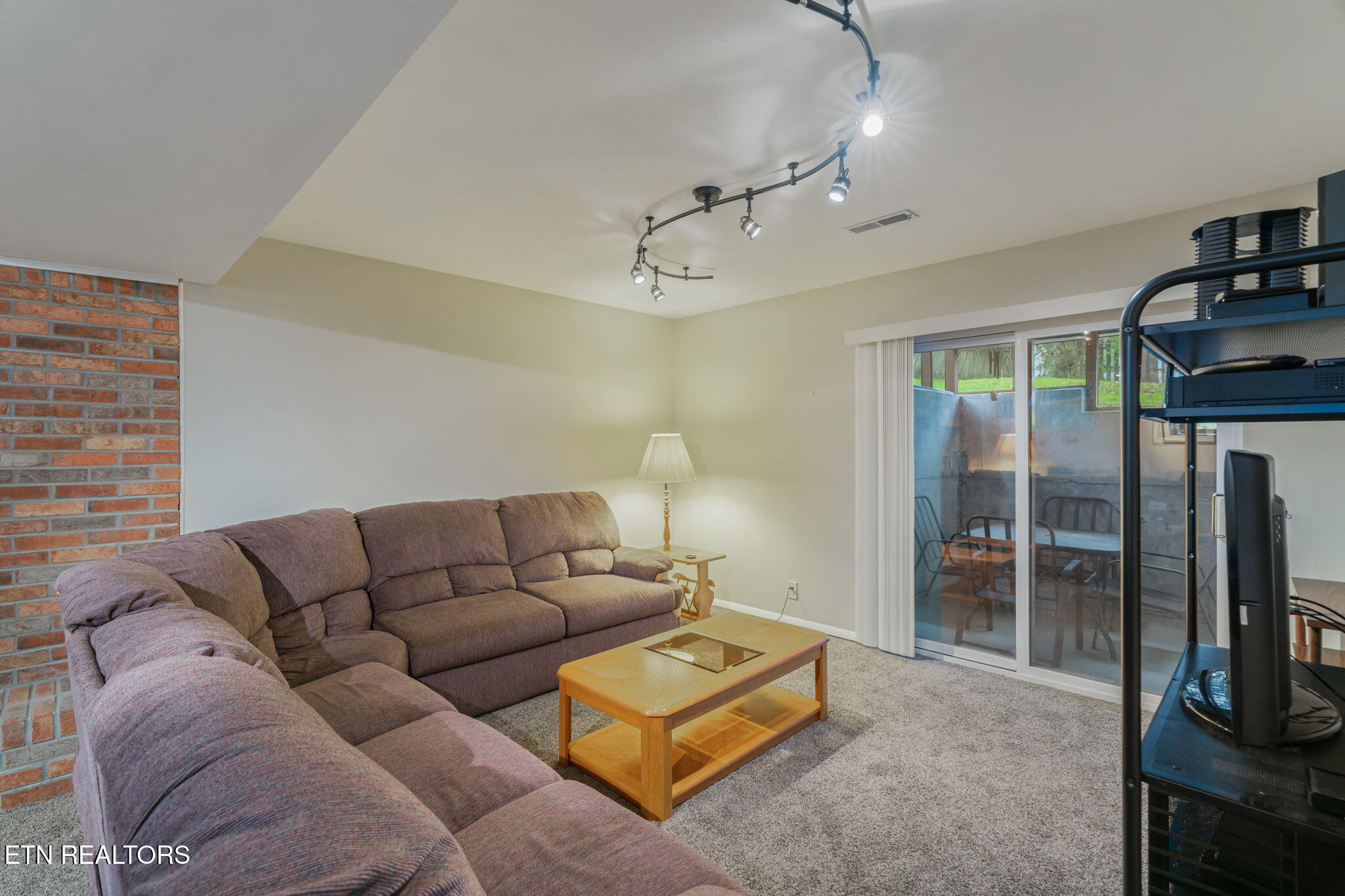 8903 Ormand Lane Knoxville TN 37923