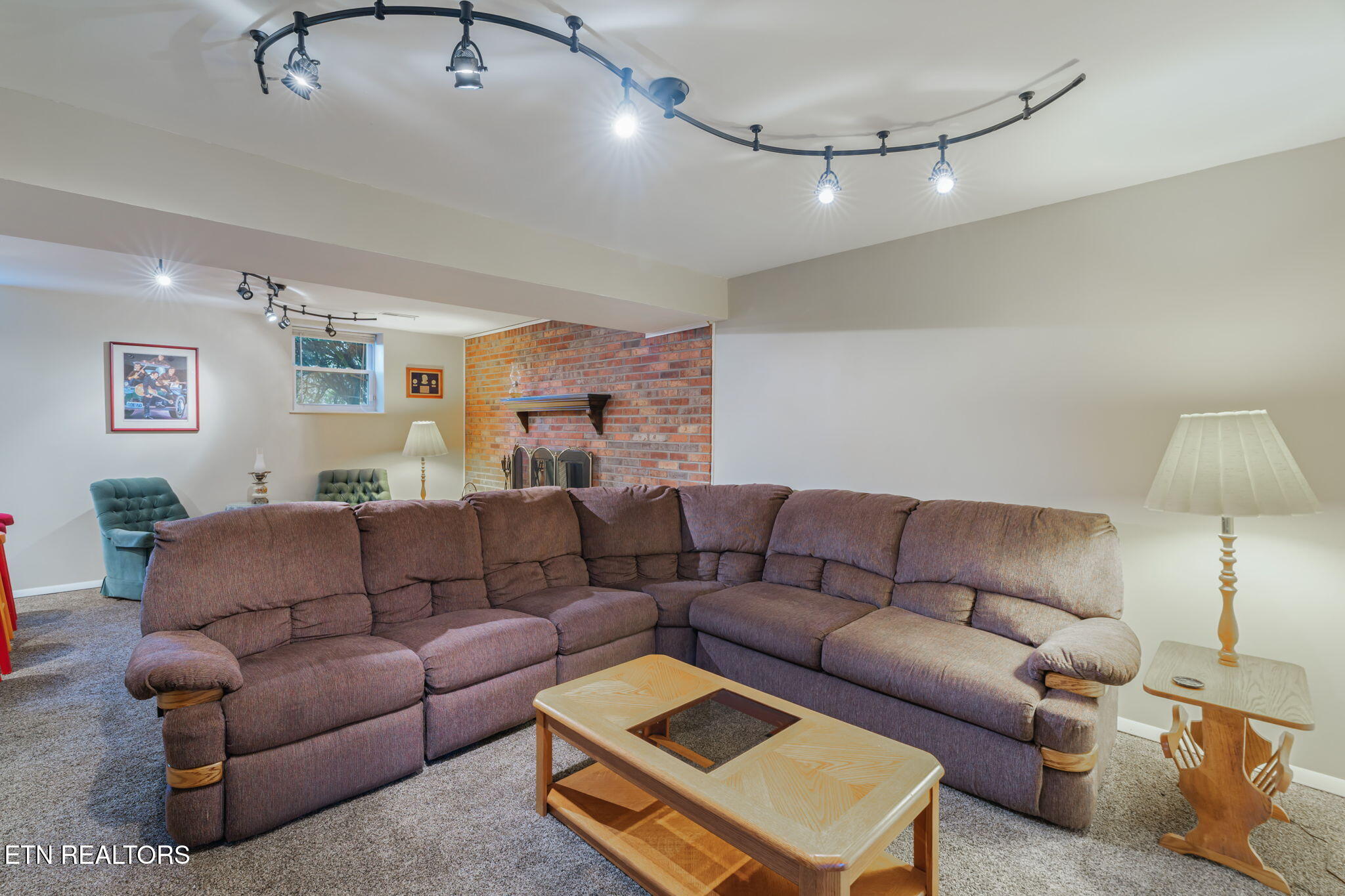 8903 Ormand Lane Knoxville TN 37923