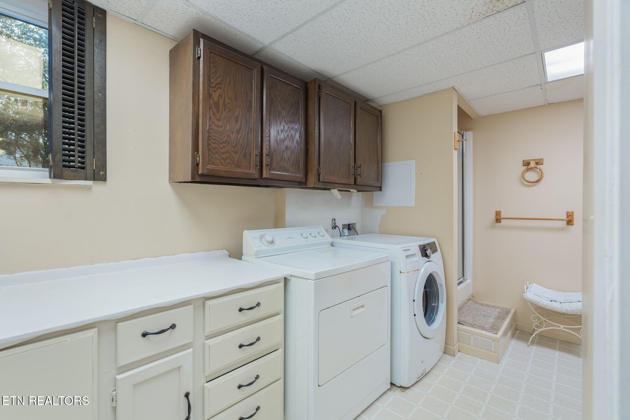 8903 Ormand Lane Knoxville TN 37923
