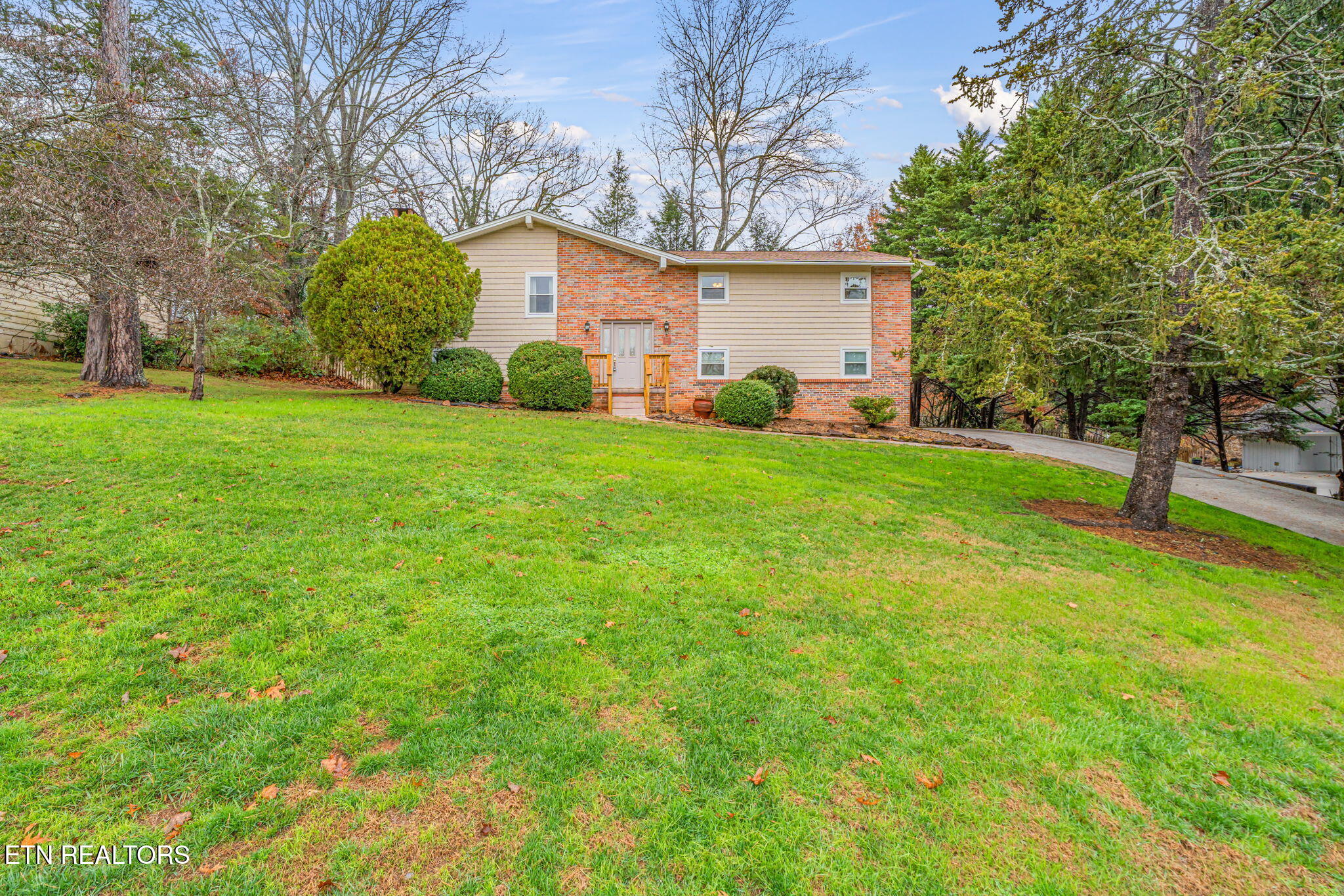 8903 Ormand Lane Knoxville TN 37923