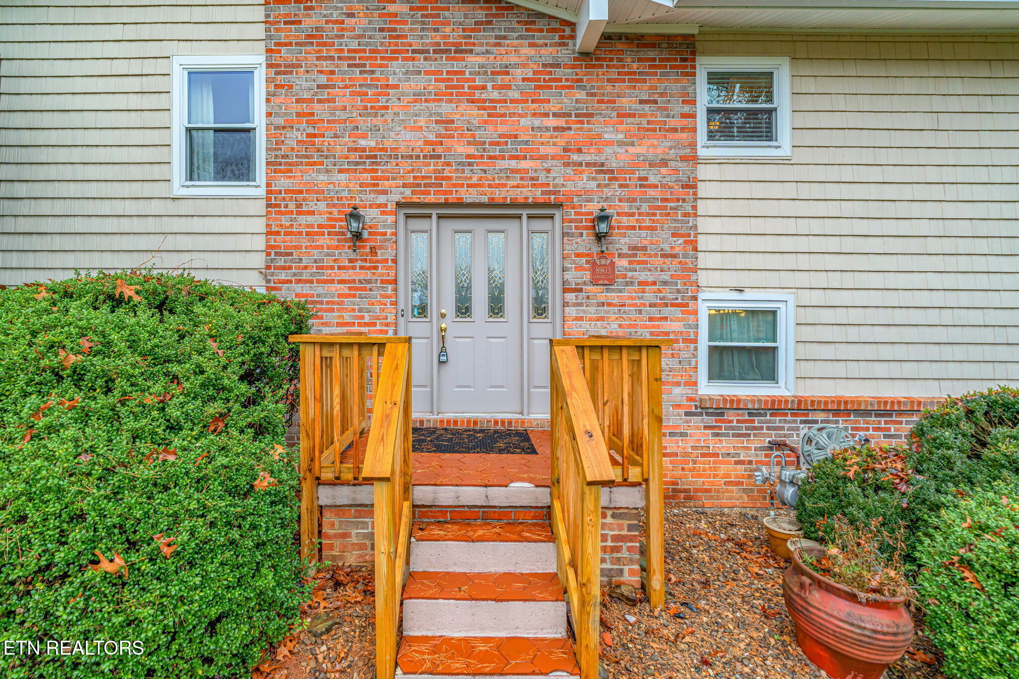 8903 Ormand Lane Knoxville TN 37923