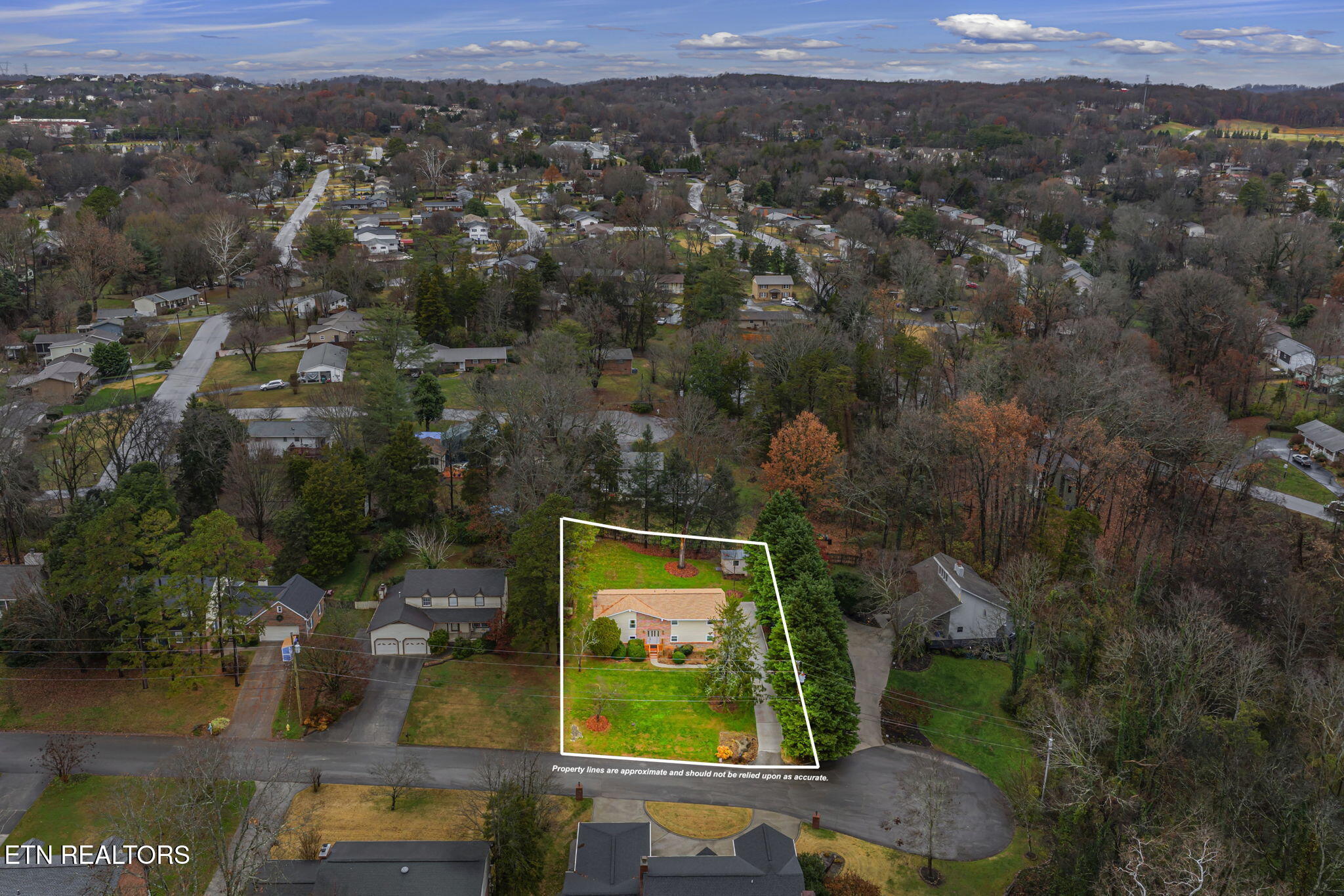 8903 Ormand Lane Knoxville TN 37923