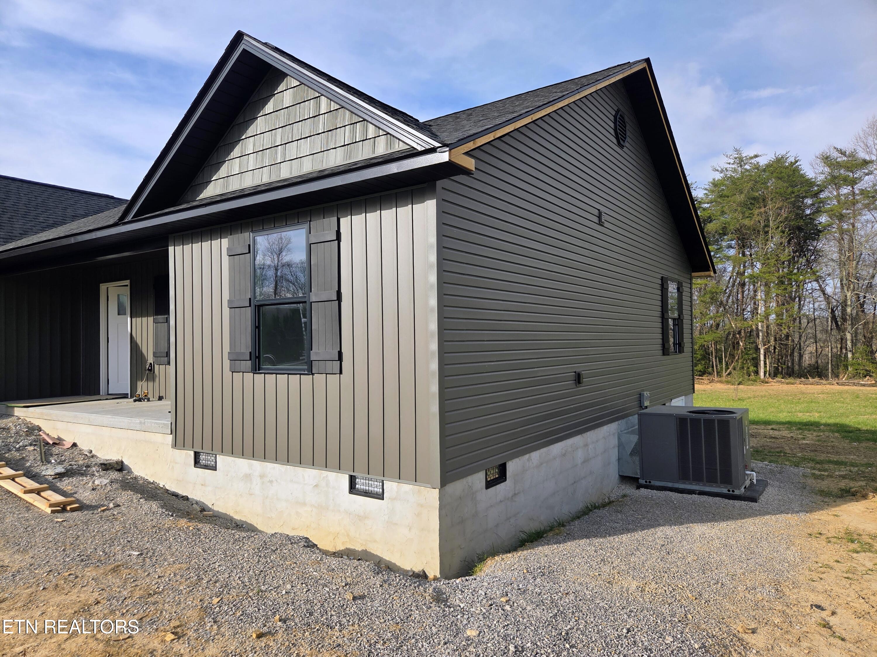 178 Ferry Bend Trail Crossville TN 38571