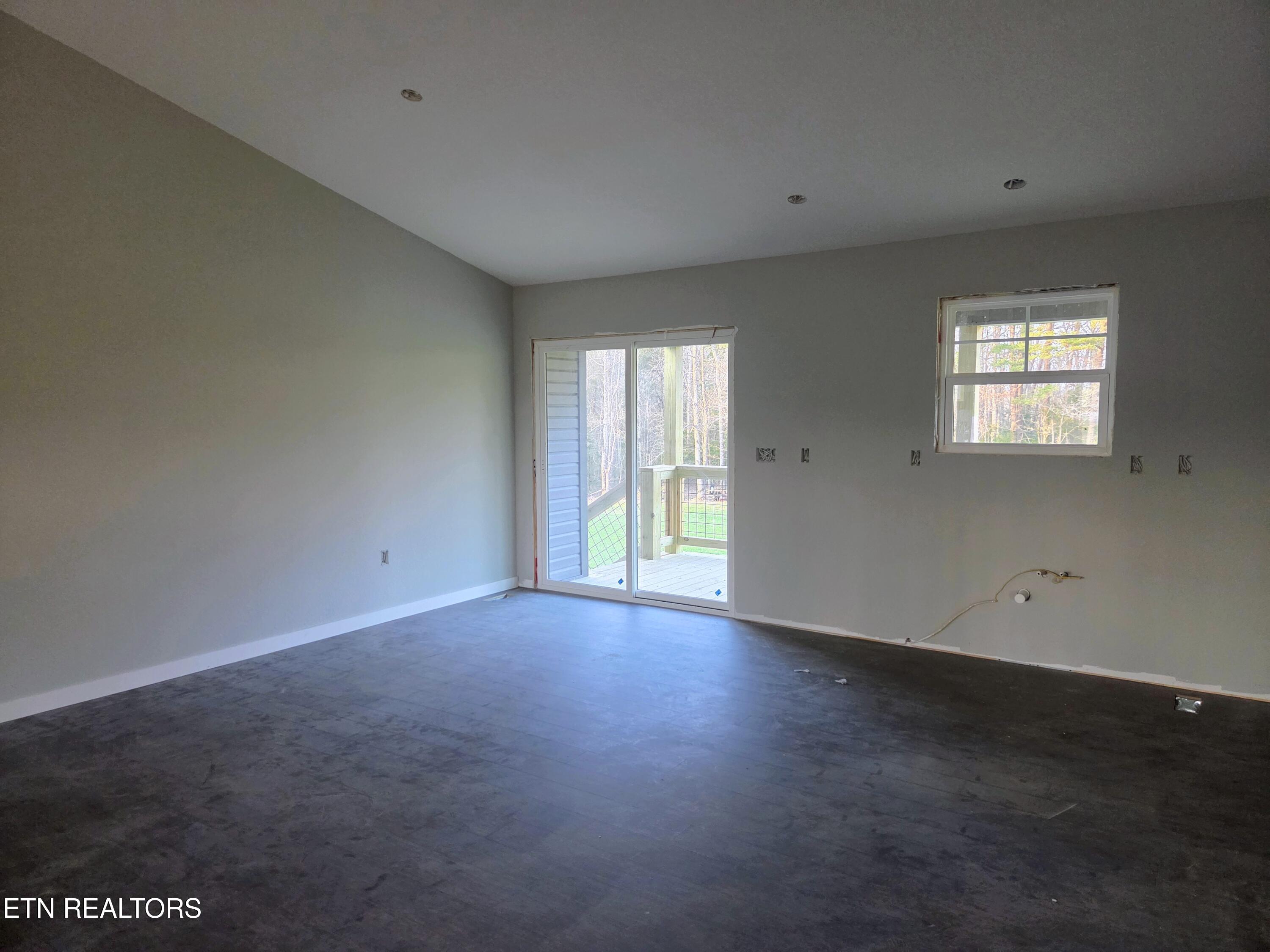 178 Ferry Bend Trail Crossville TN 38571