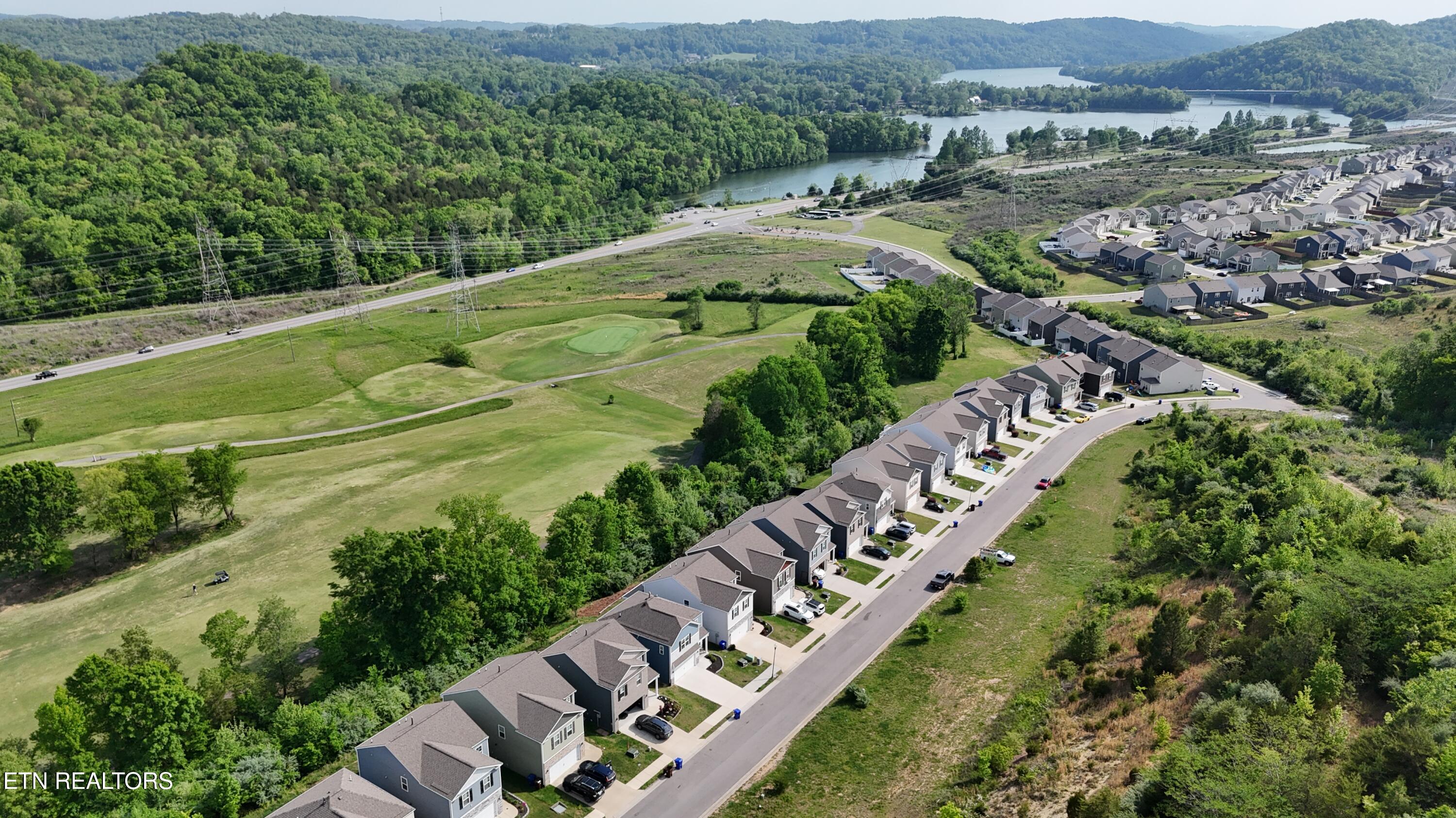 136 Harbour Pointe Lane Oak Ridge TN 37830