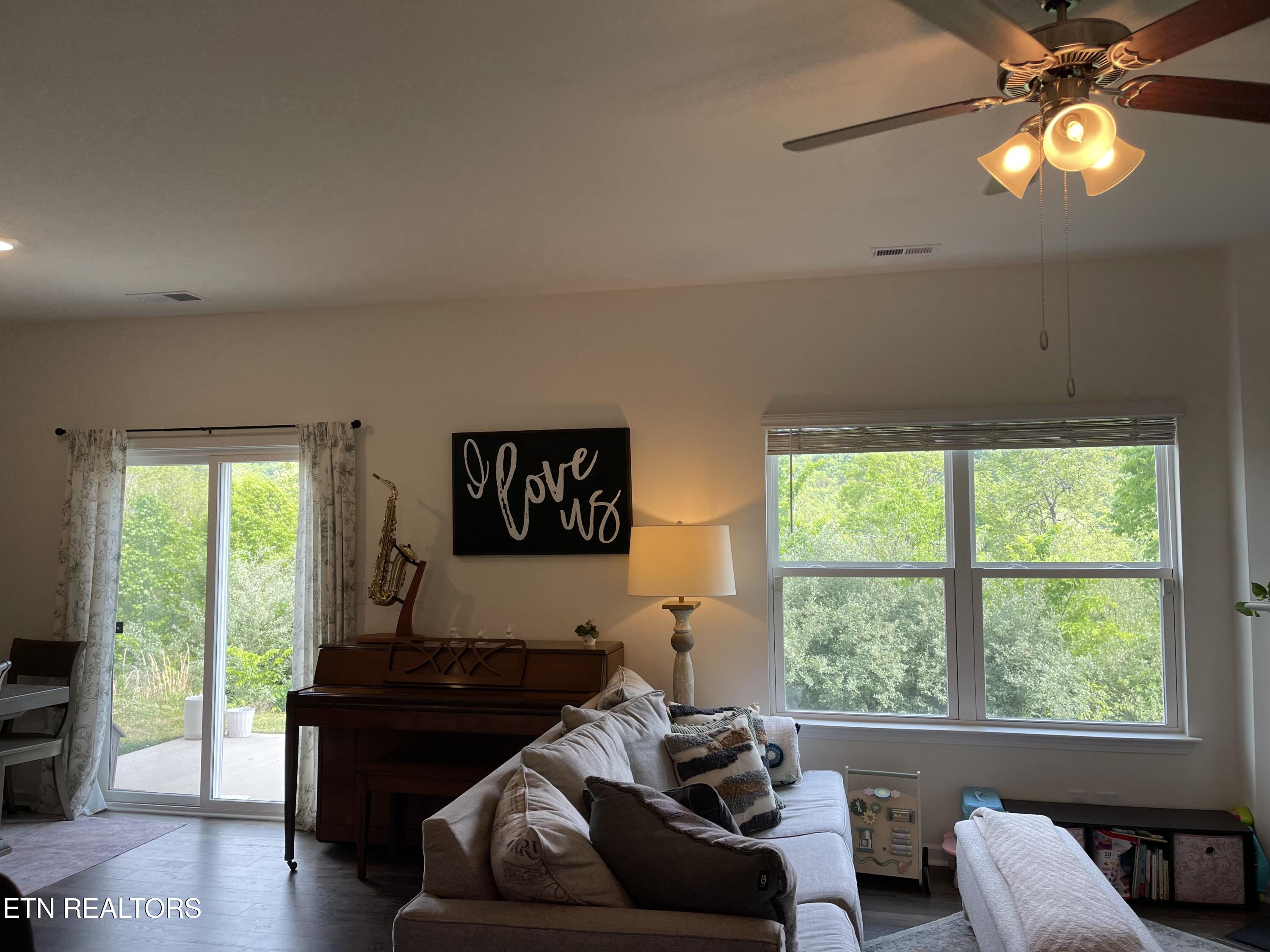 136 Harbour Pointe Lane Oak Ridge TN 37830
