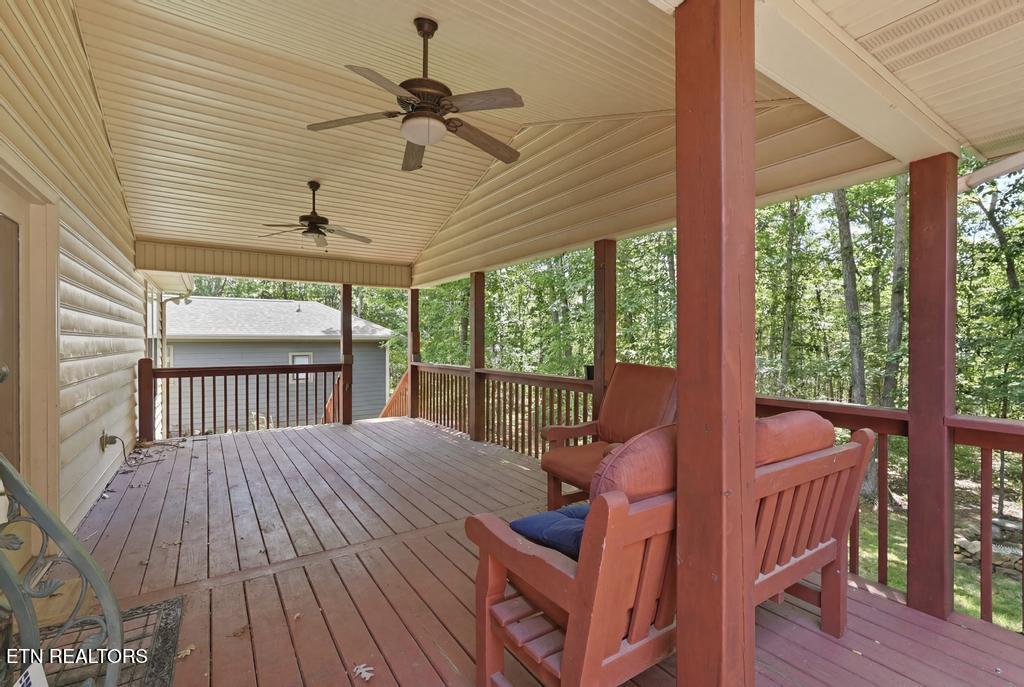 624 Lakeview Drive Crossville TN 38558