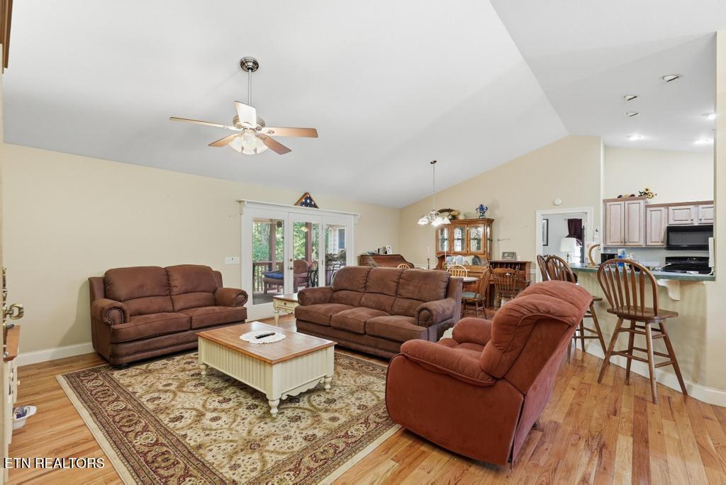 624 Lakeview Drive Crossville TN 38558