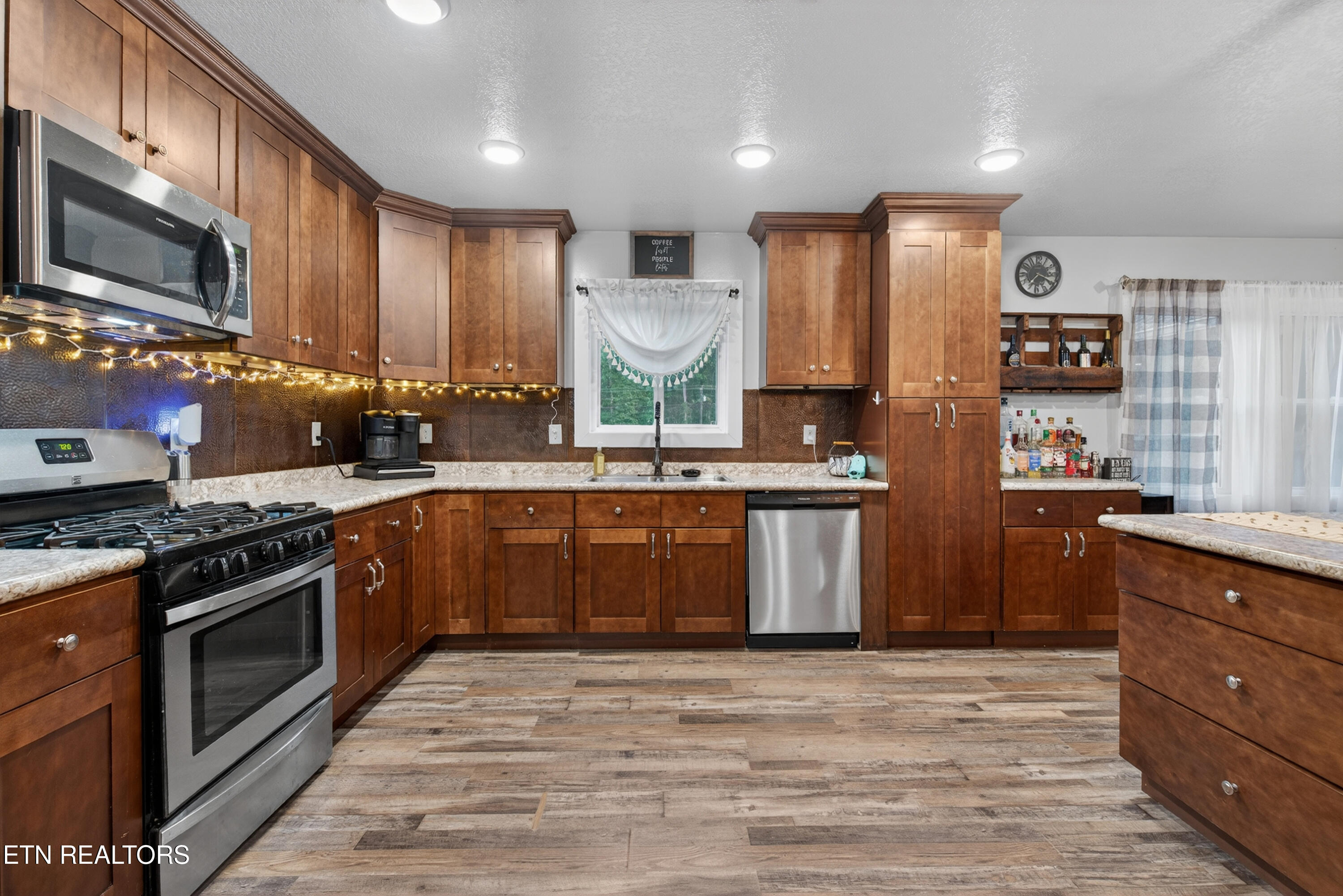 2723 Rugby Pike Jamestown TN 38556