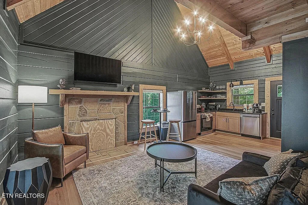 1311 Ina Grace Lane Sevierville TN 37862