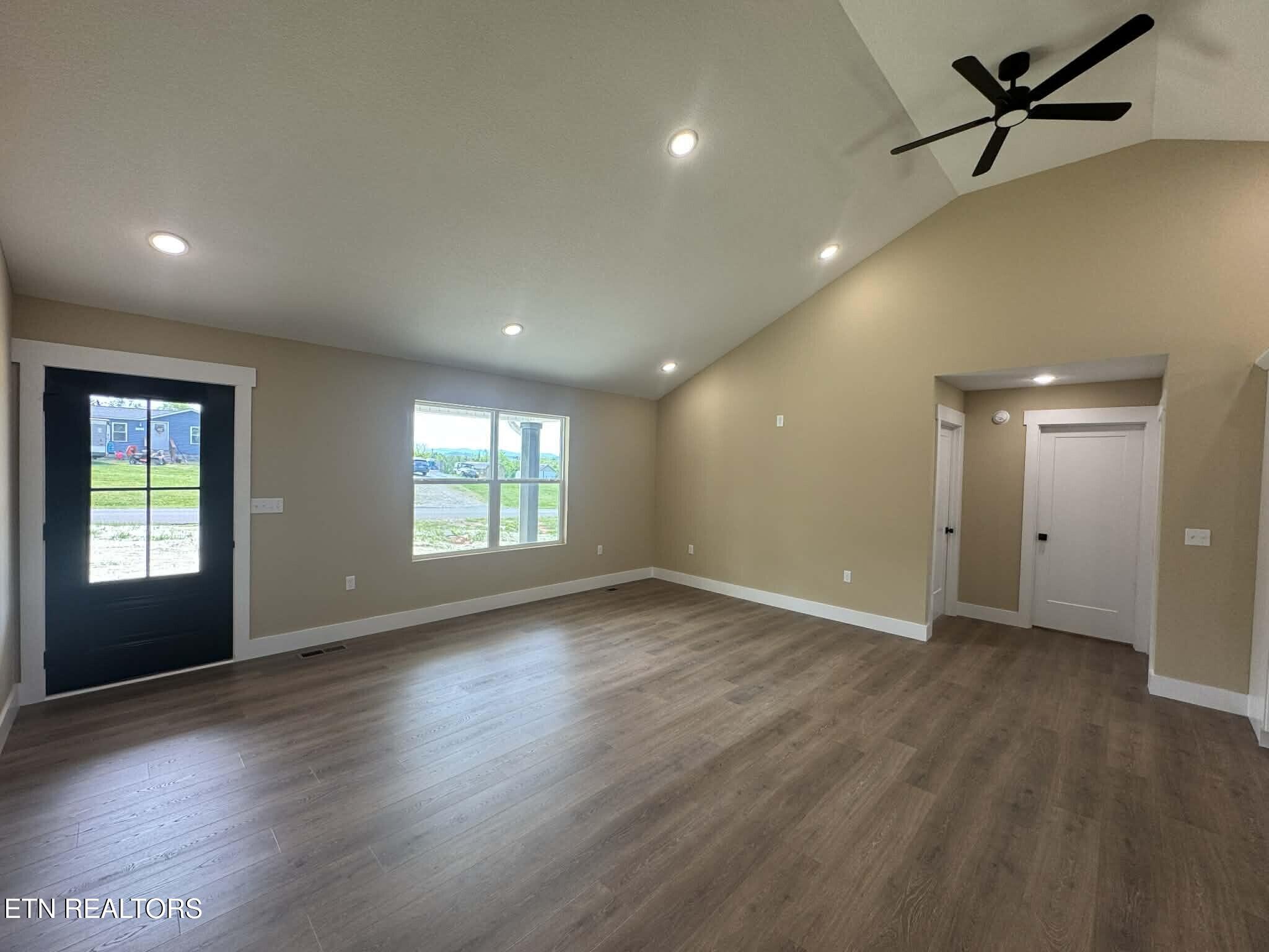 273 Hill Loop Madisonville TN 37354