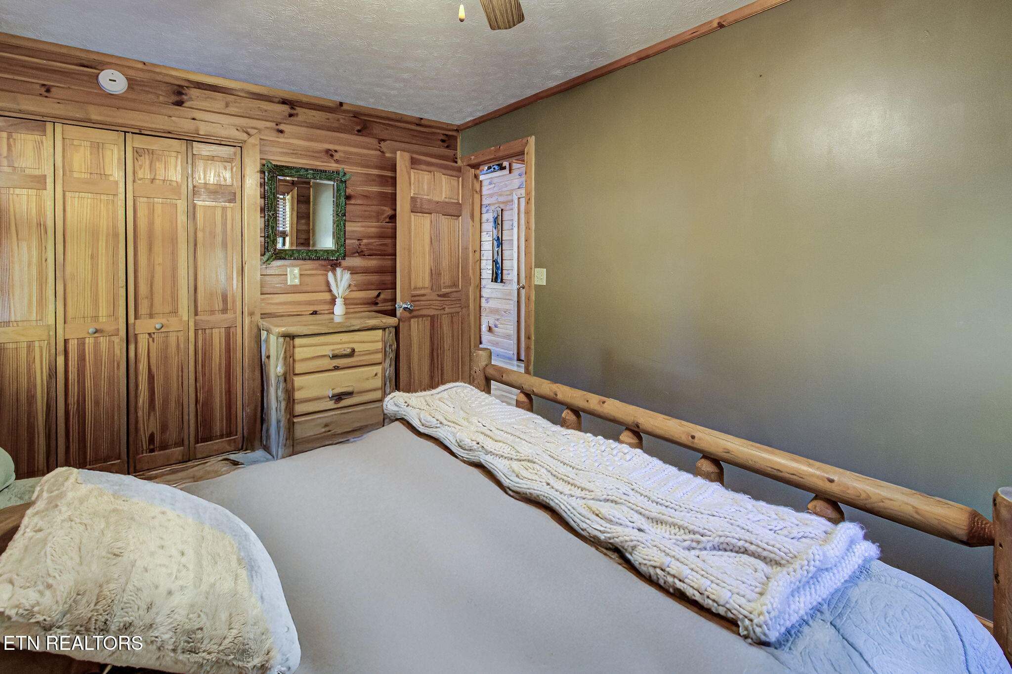 2409 Walnut Cove Way Sevierville TN 37862