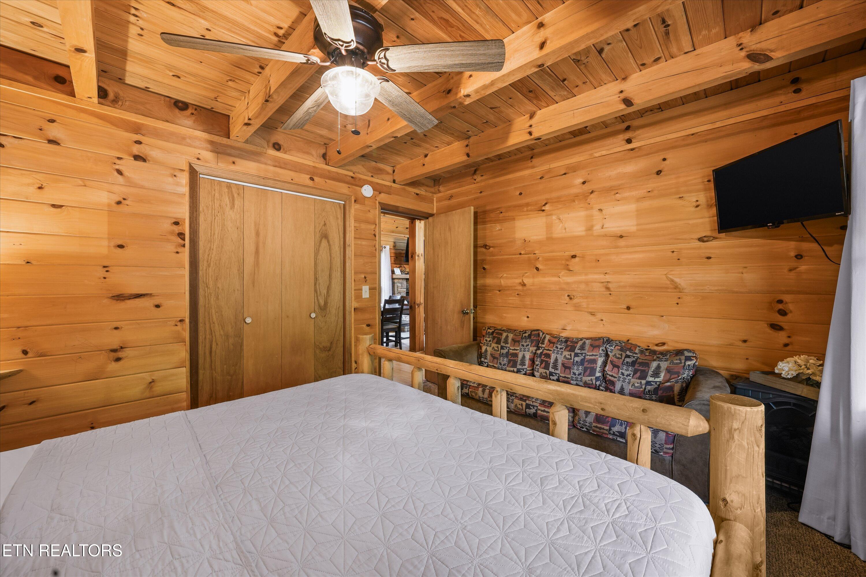 1575 Sky View Drive Sevierville TN 37876