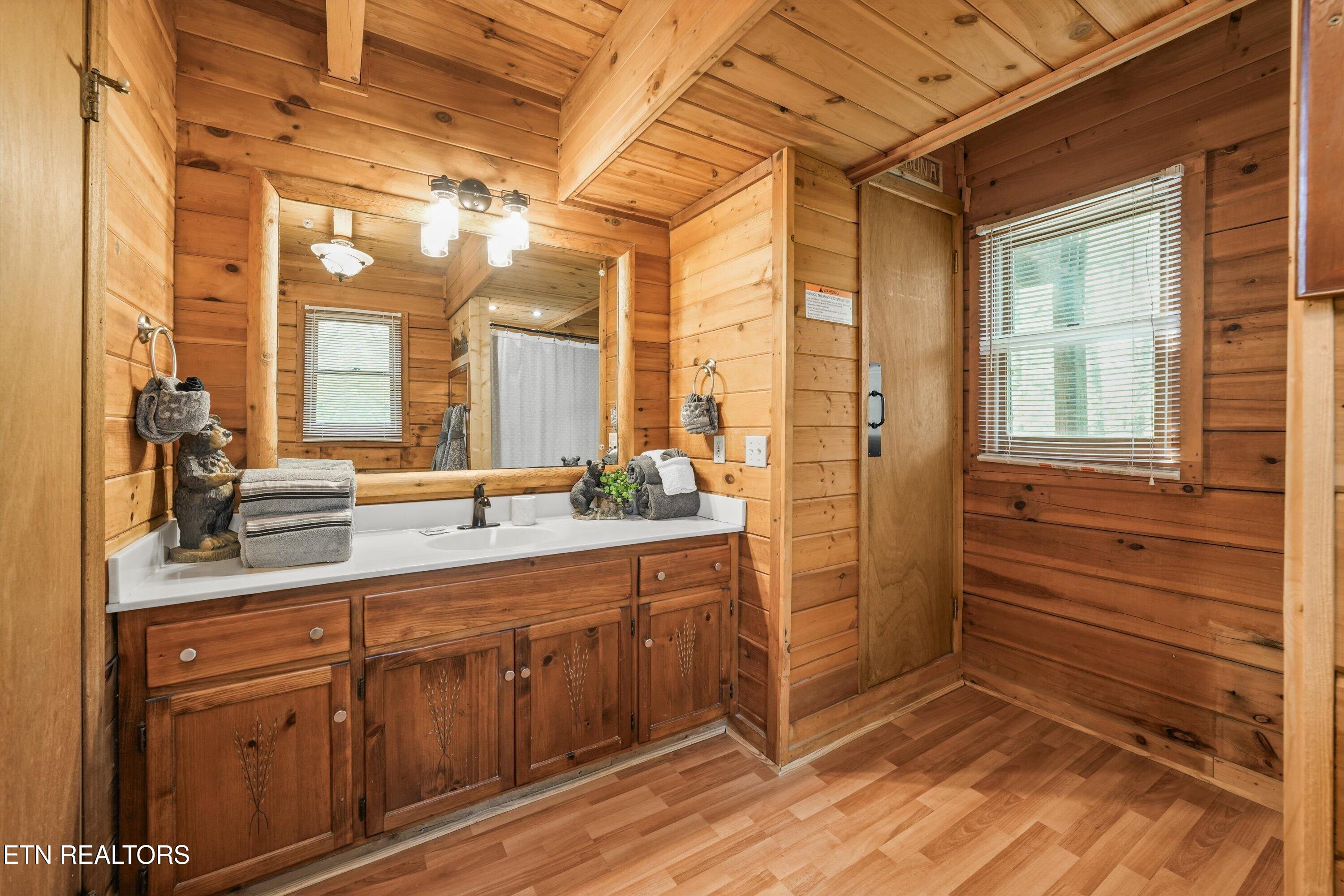 1575 Sky View Drive Sevierville TN 37876