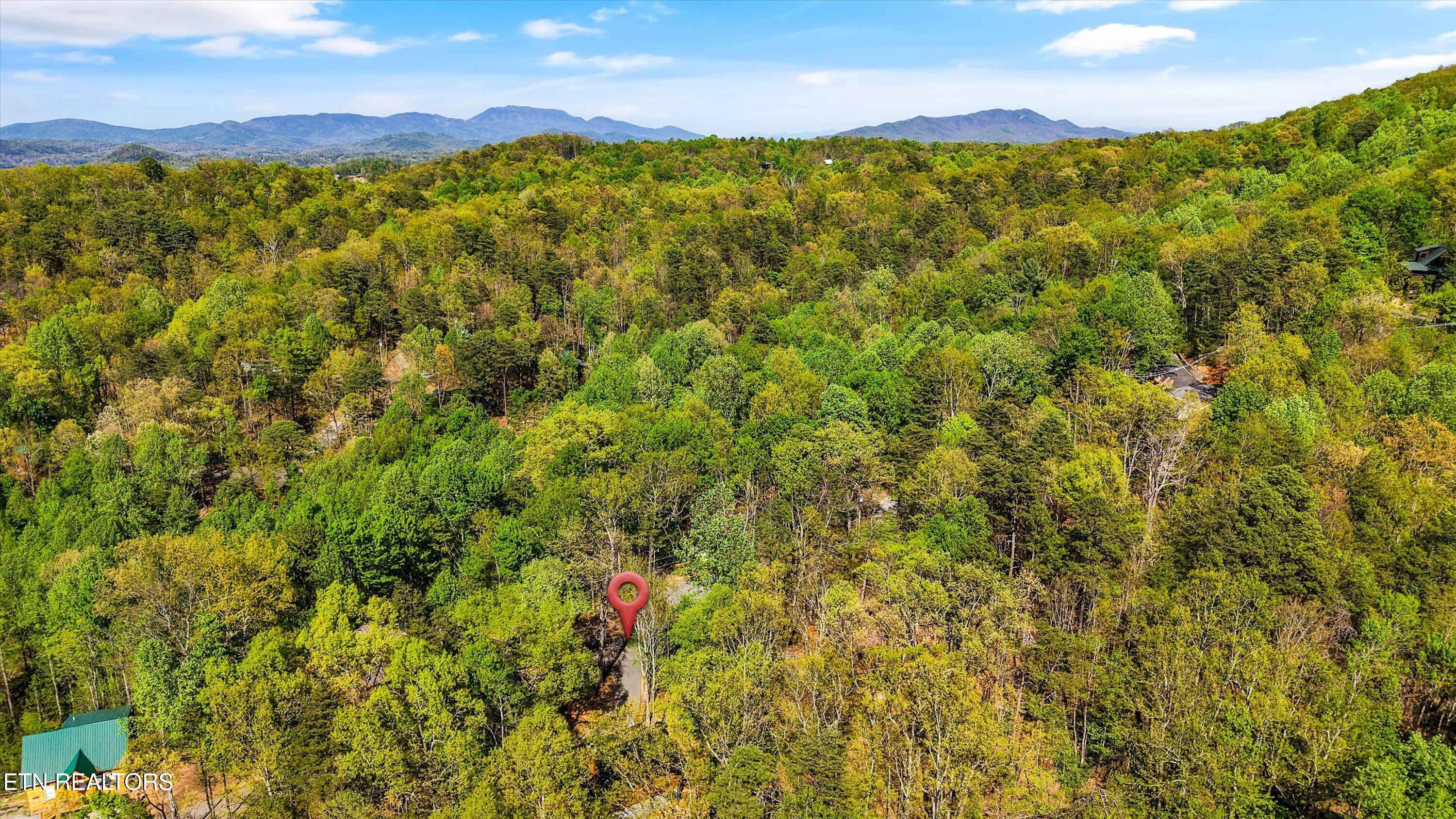 1575 Sky View Drive Sevierville TN 37876