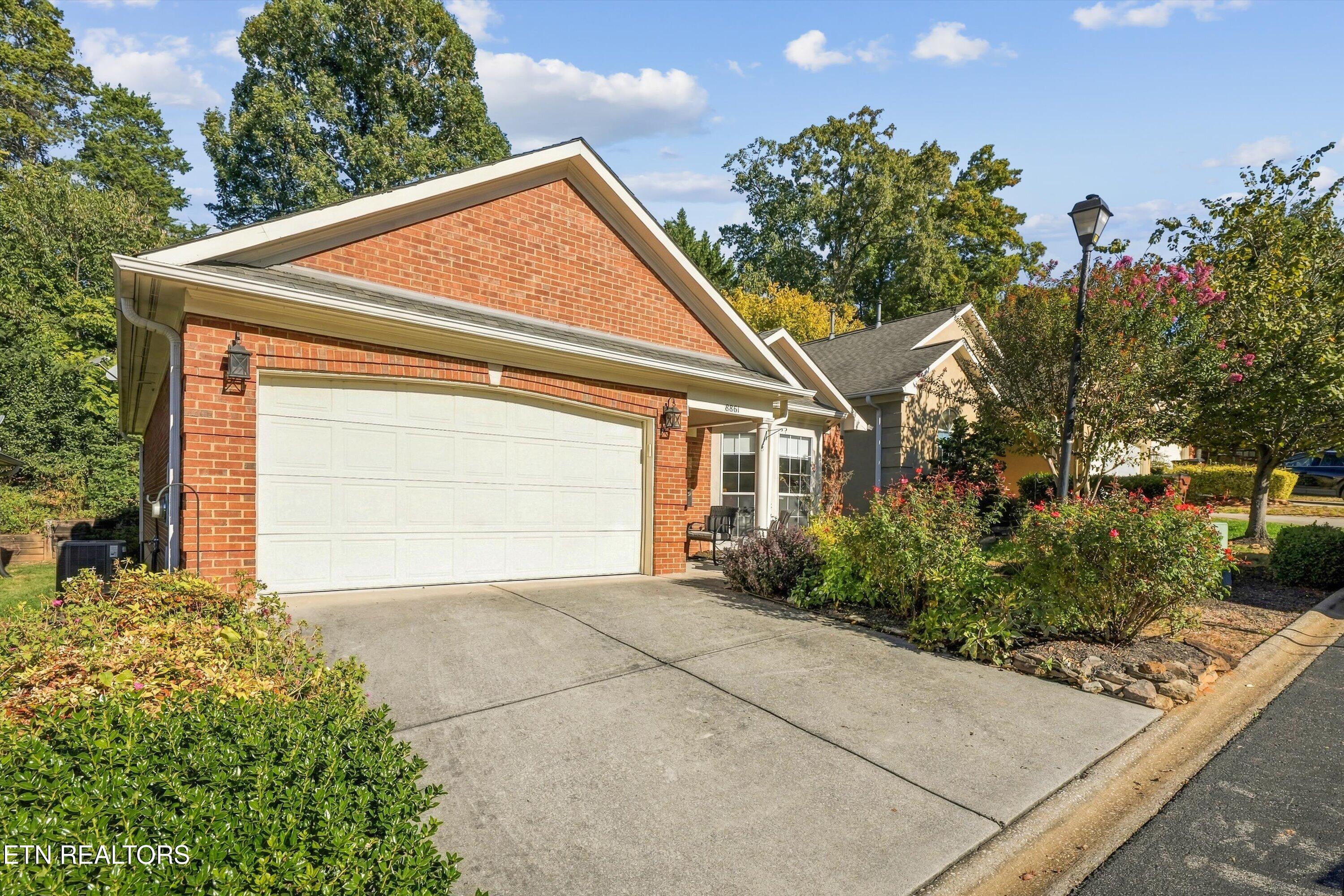 8861 Lennox View Way Knoxville TN 37923