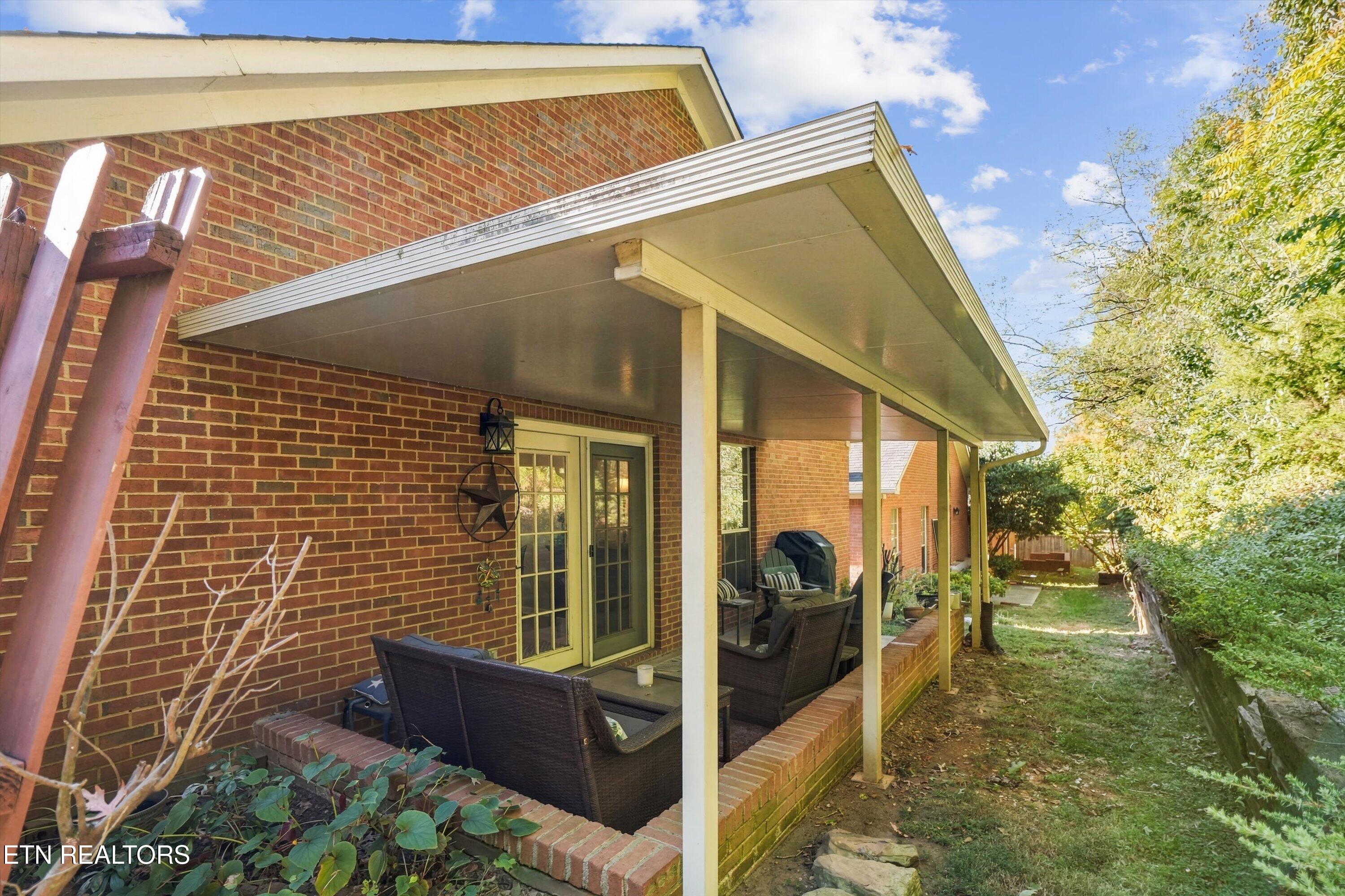 8861 Lennox View Way Knoxville TN 37923