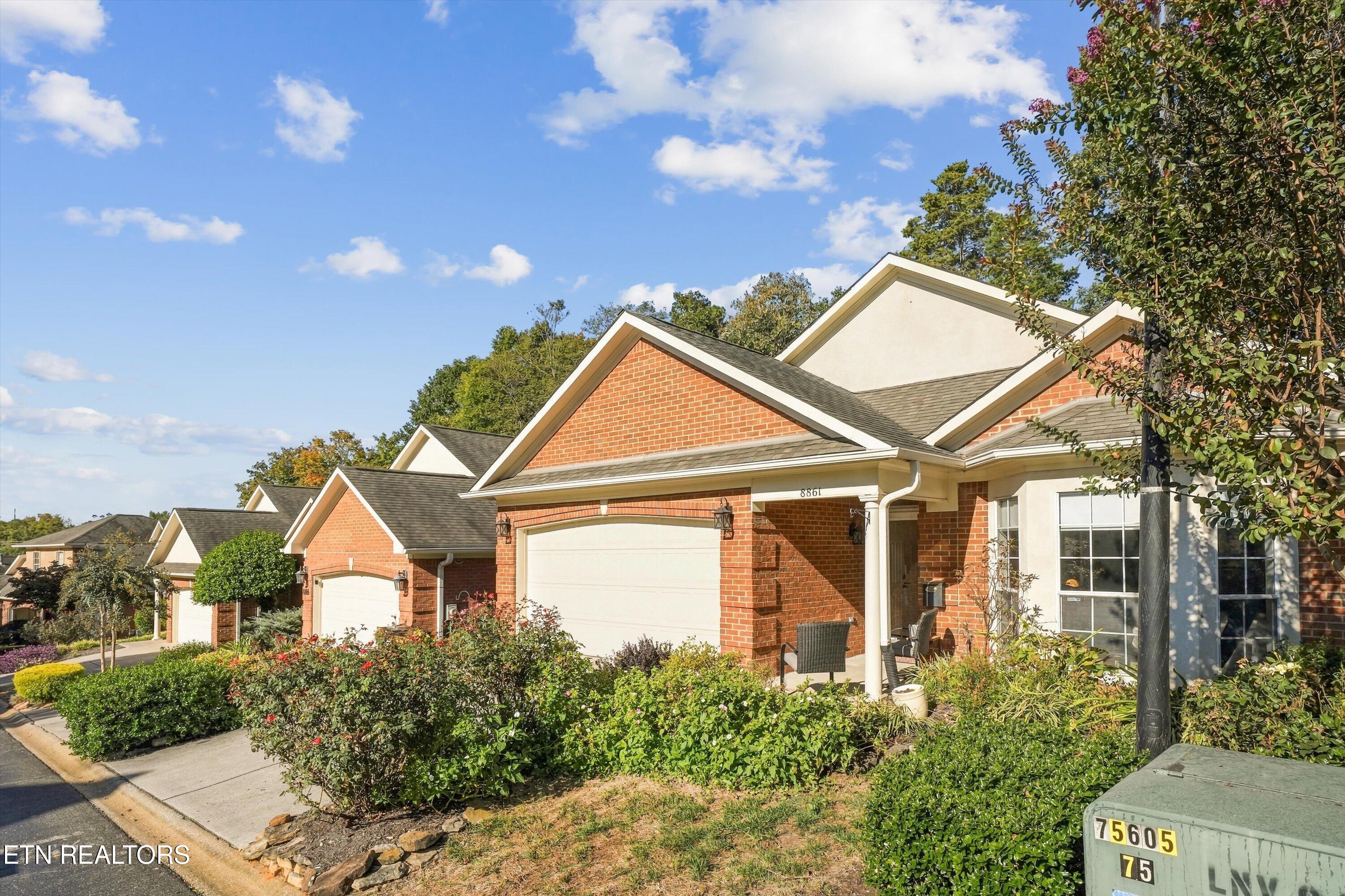 8861 Lennox View Way Knoxville TN 37923