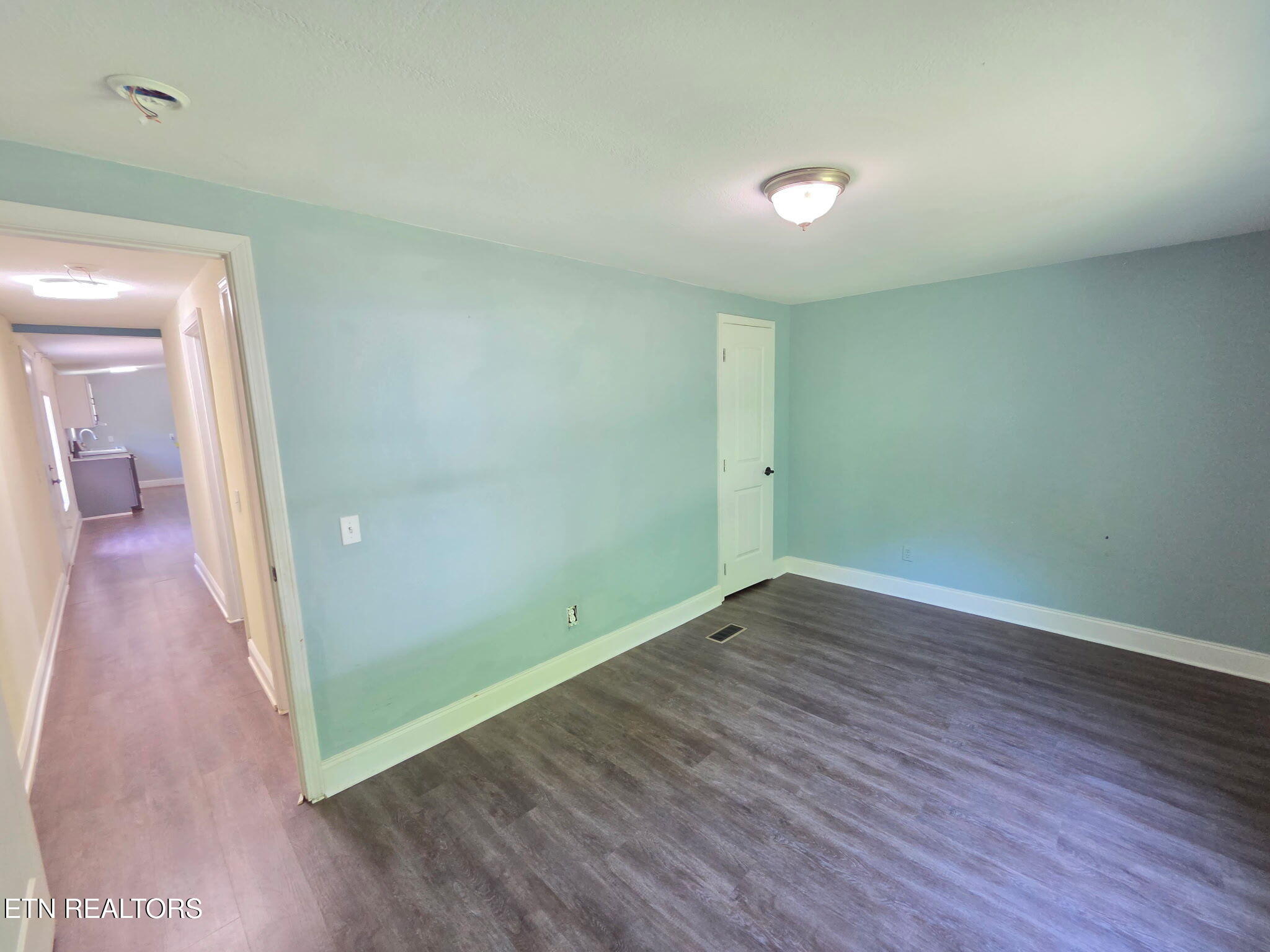 221 Elm Grove Street Loudon TN 37774