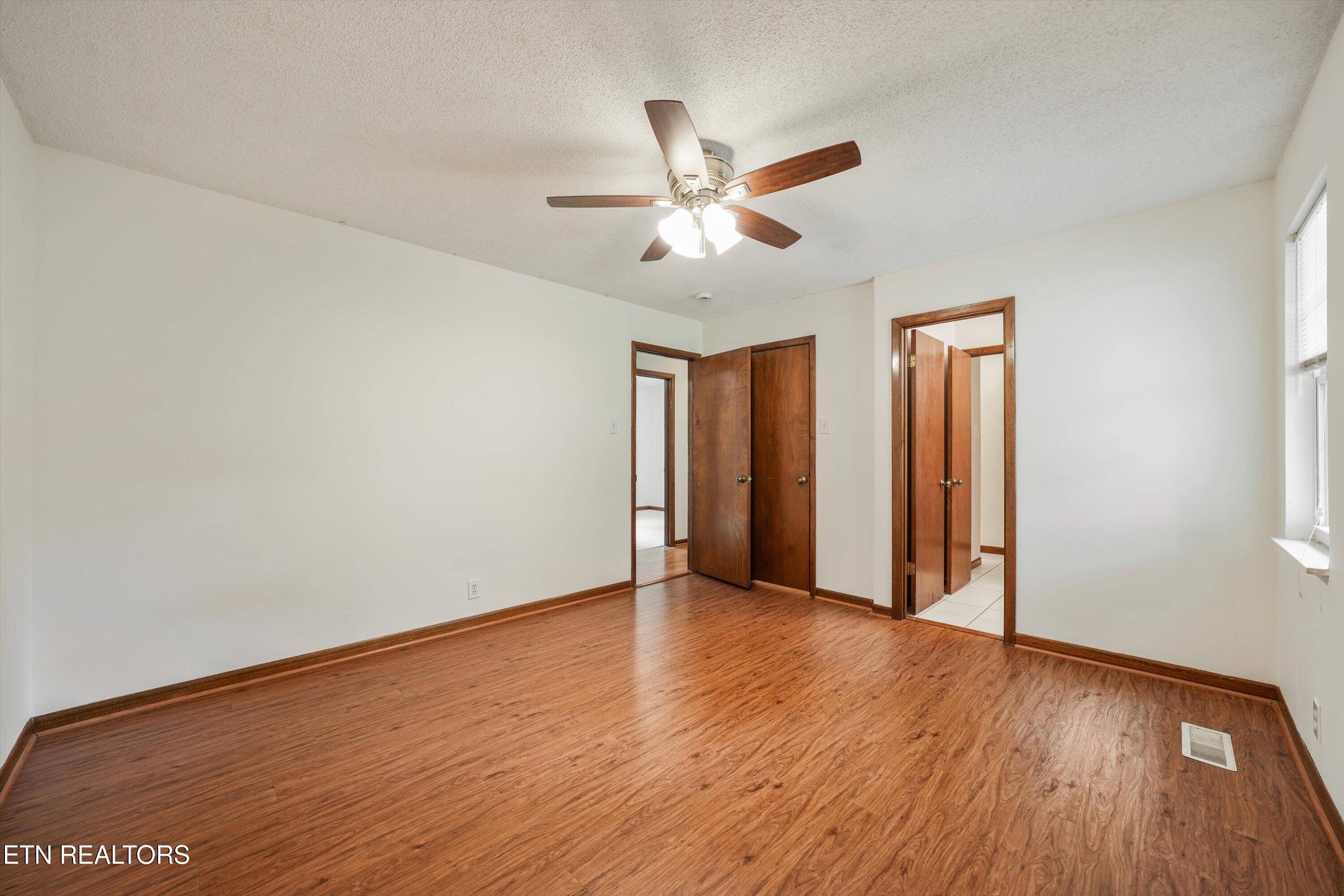 10725 Bell Valley Drive Knoxville TN 37934