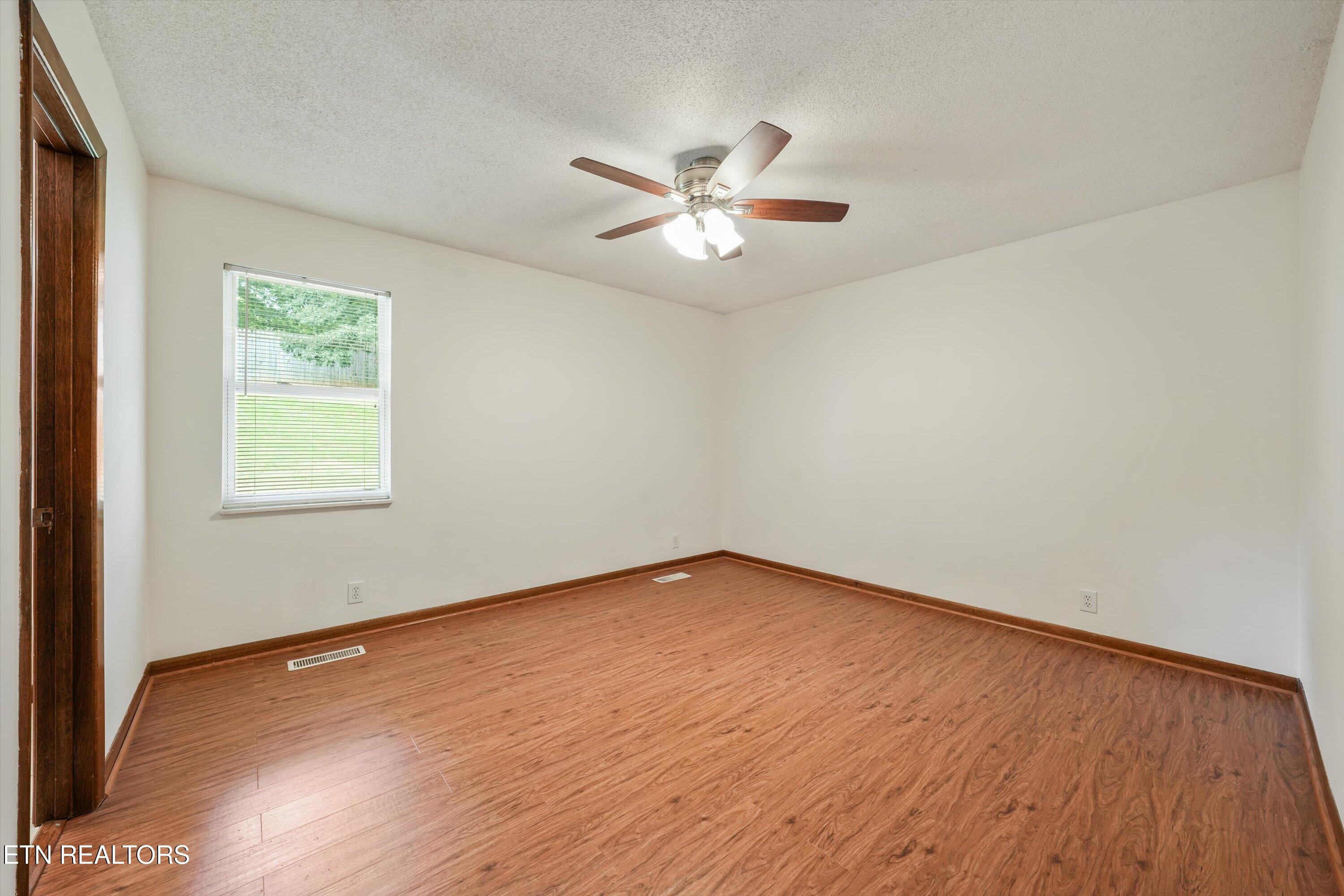 10725 Bell Valley Drive Knoxville TN 37934