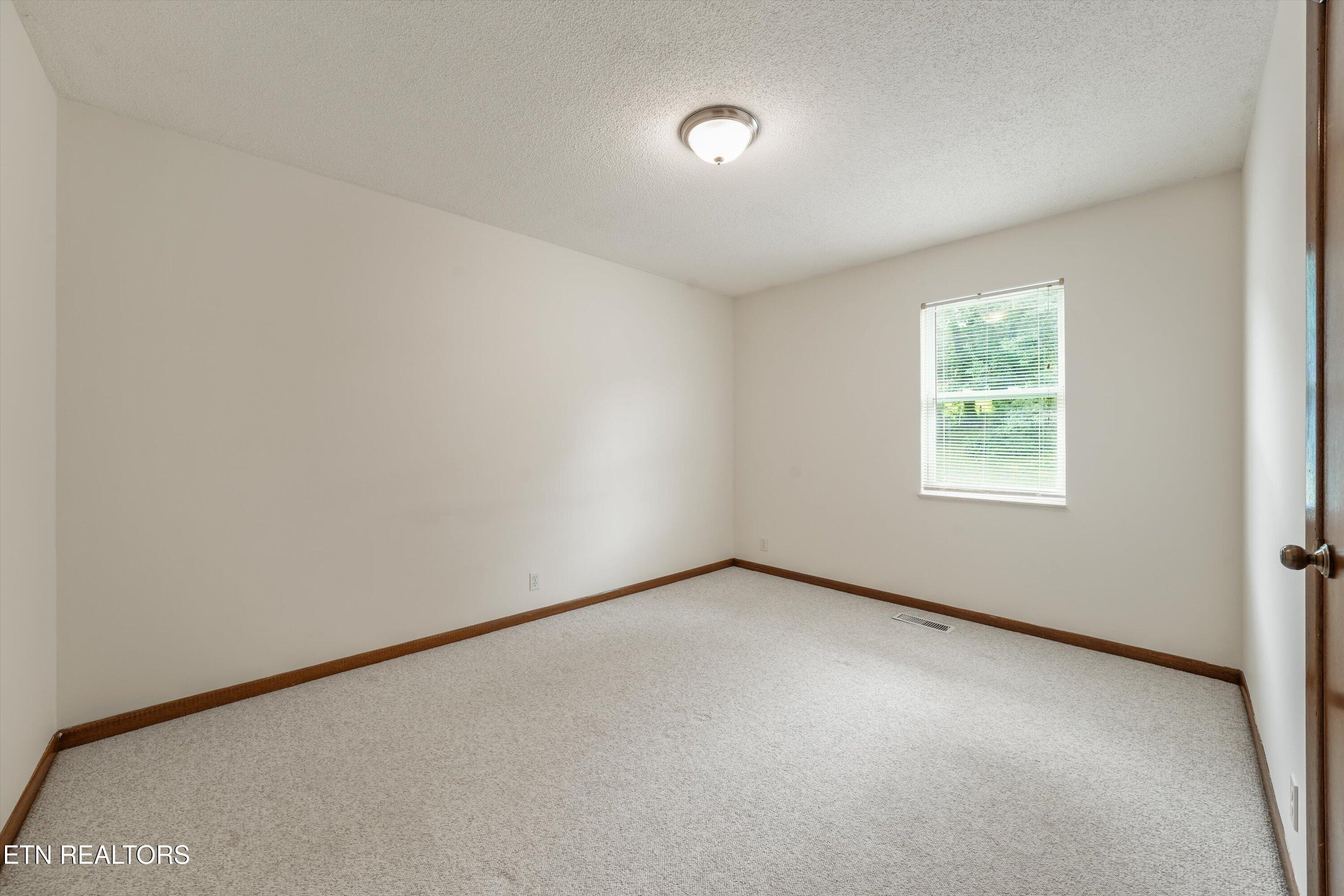 10725 Bell Valley Drive Knoxville TN 37934