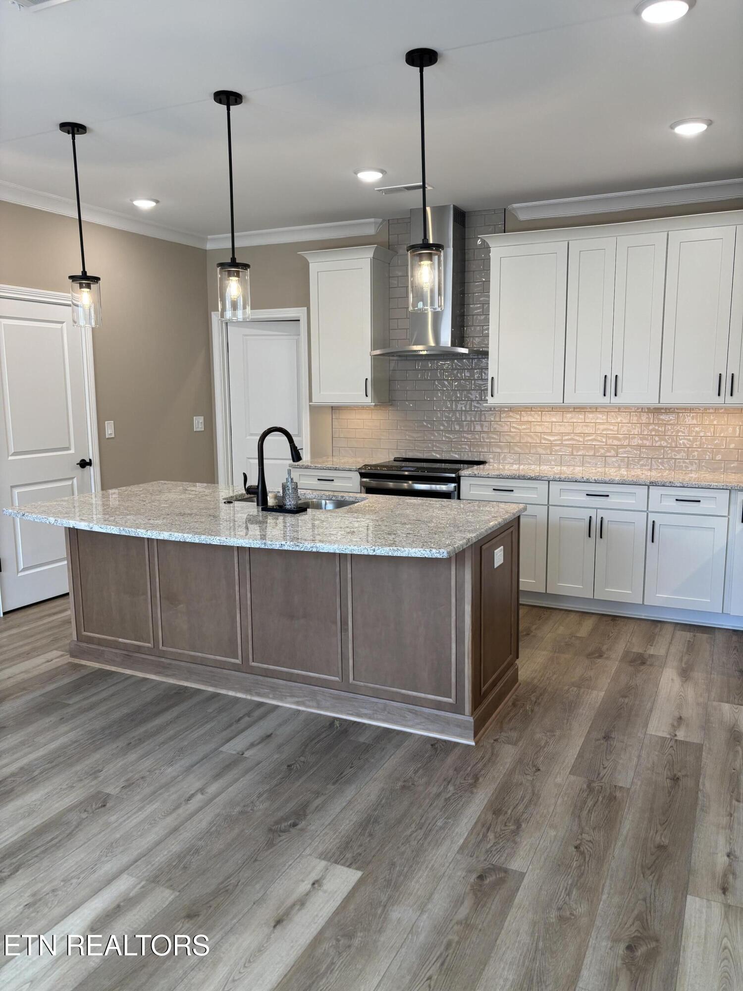 113 Honeysuckle Drive Lenoir City TN 37771