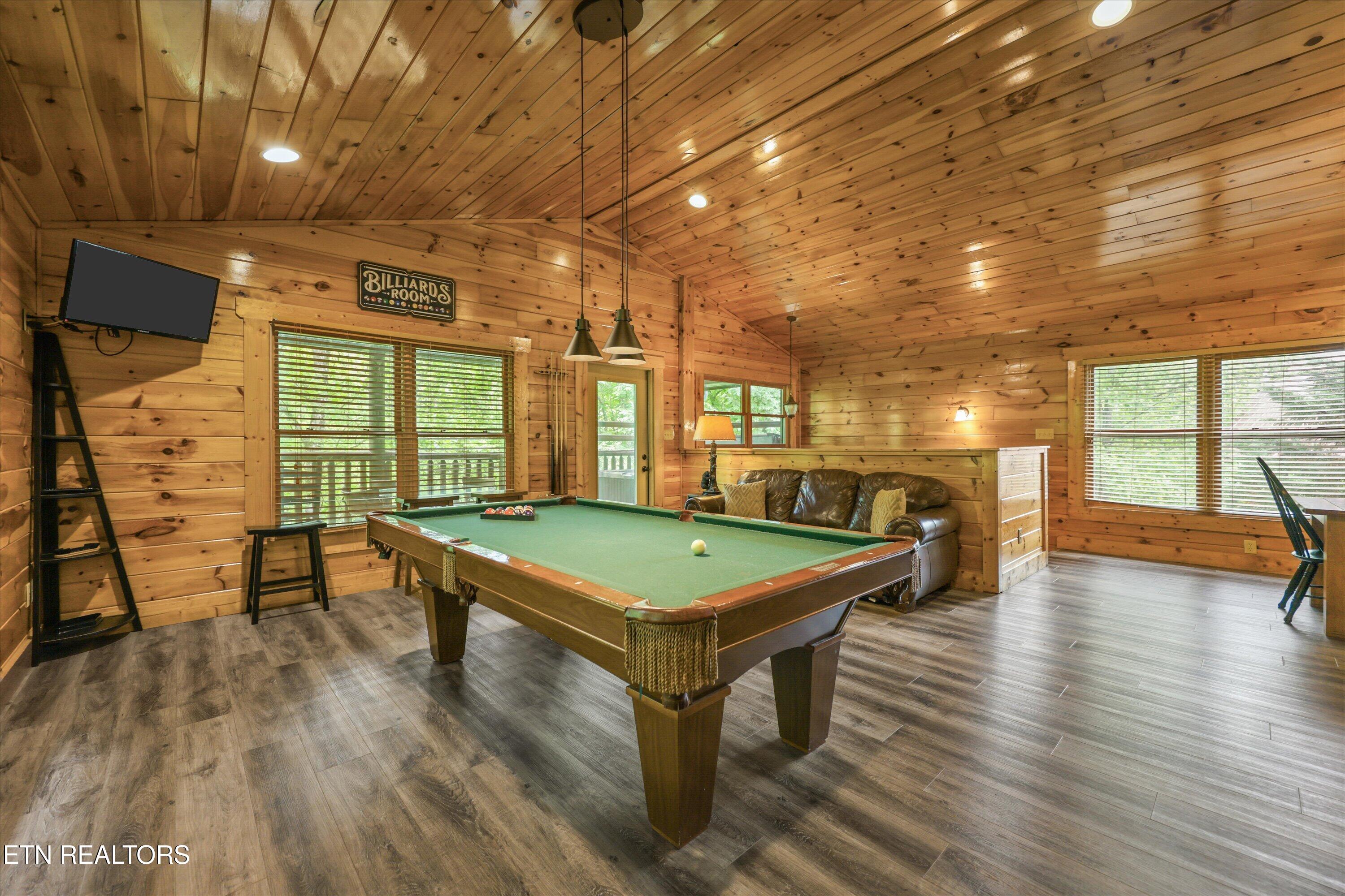 1915 Elk Springs Way Gatlinburg TN 37738