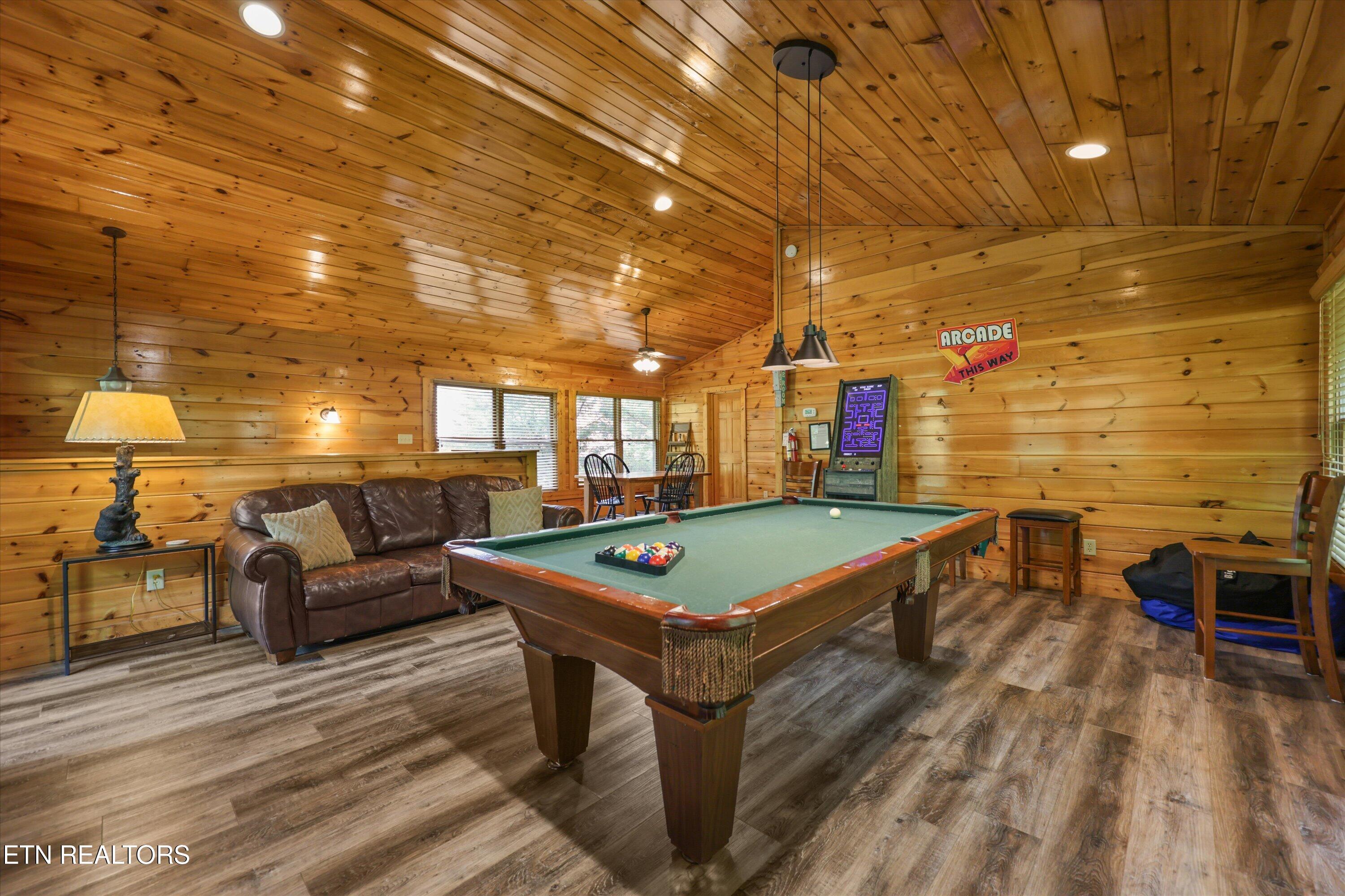 1915 Elk Springs Way Gatlinburg TN 37738