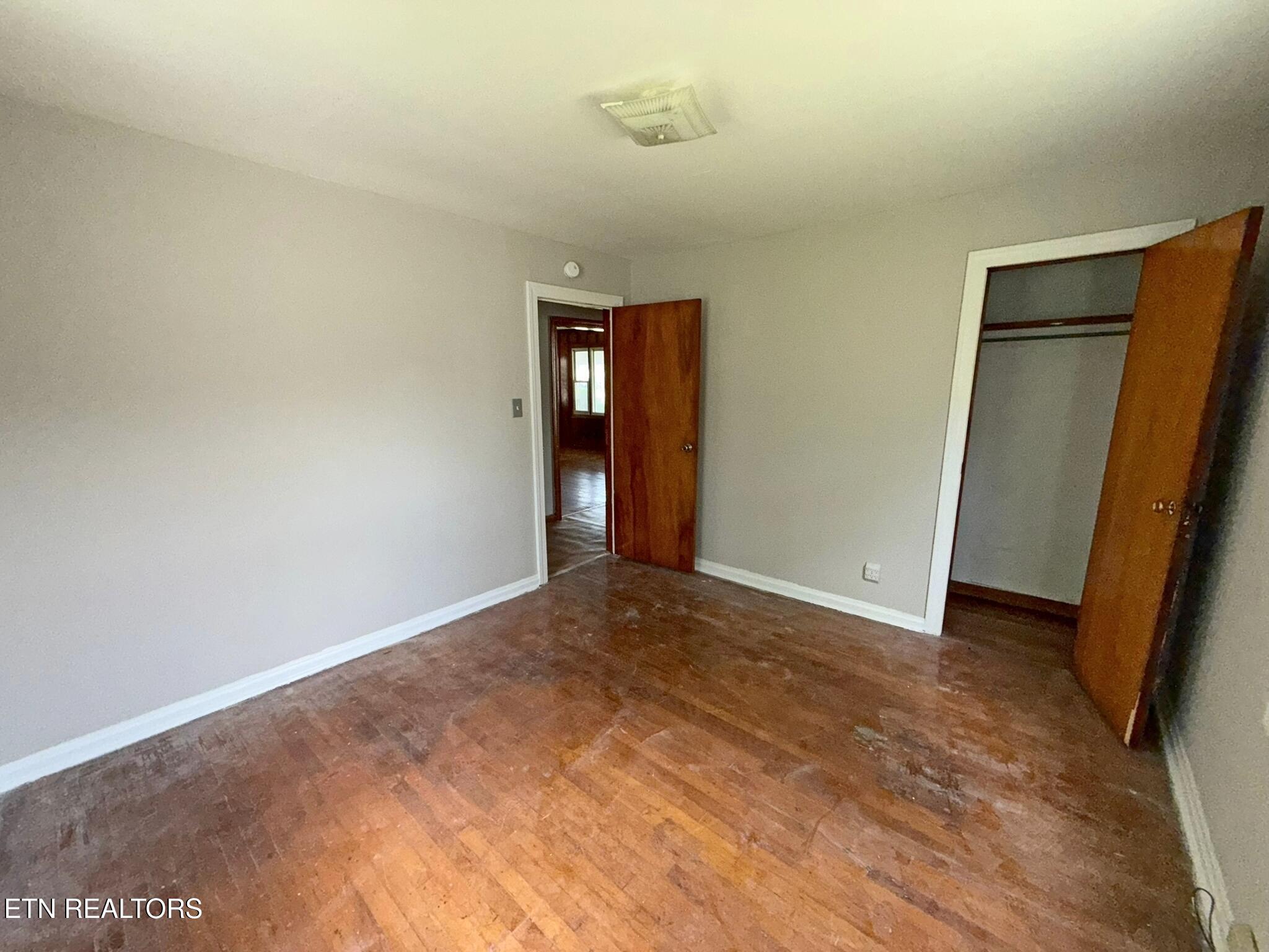 606 S 13th Street Lafollette TN 37766
