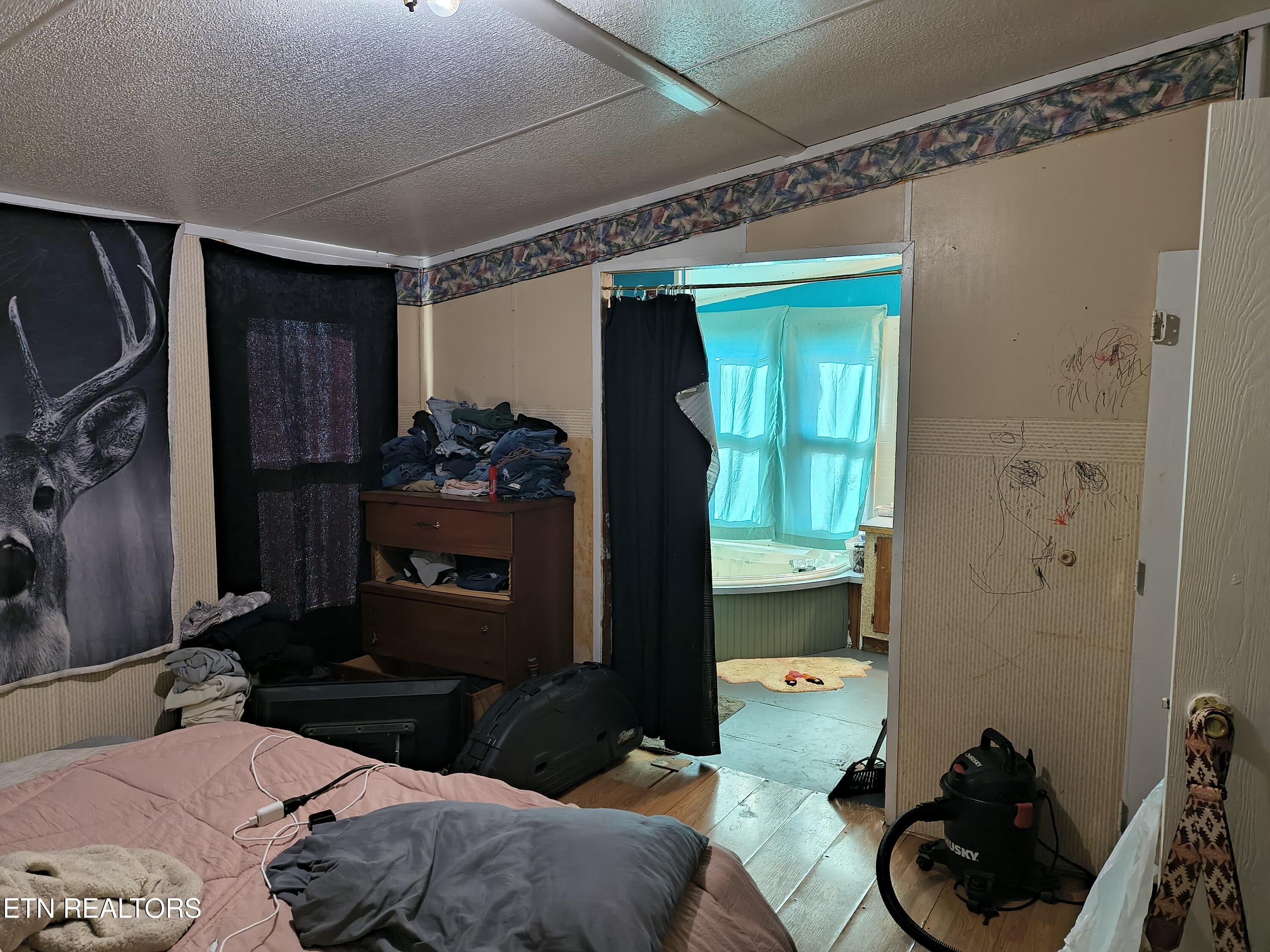 134 Skyview Road Speedwell TN 37870