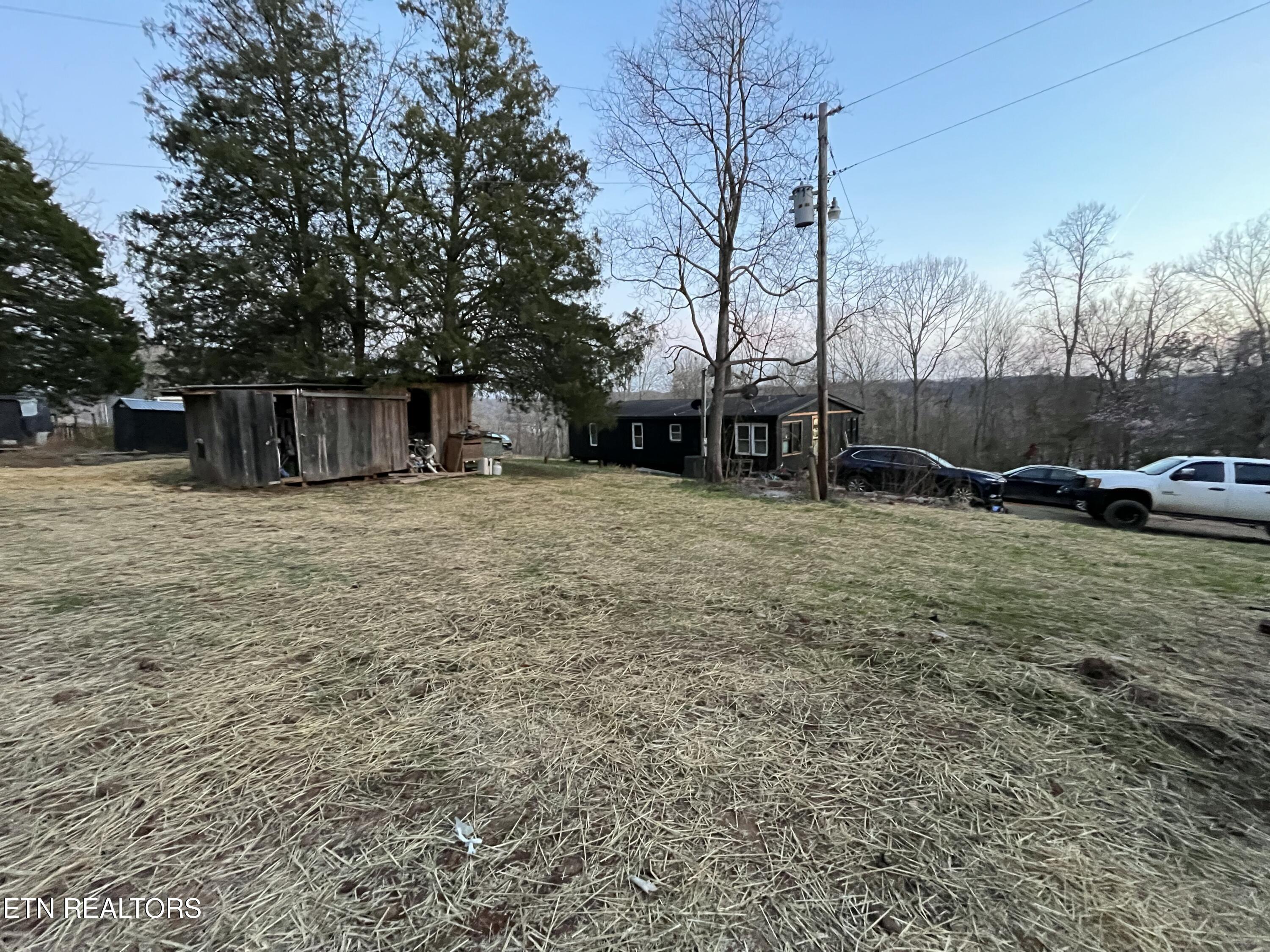 134 Skyview Road Speedwell TN 37870