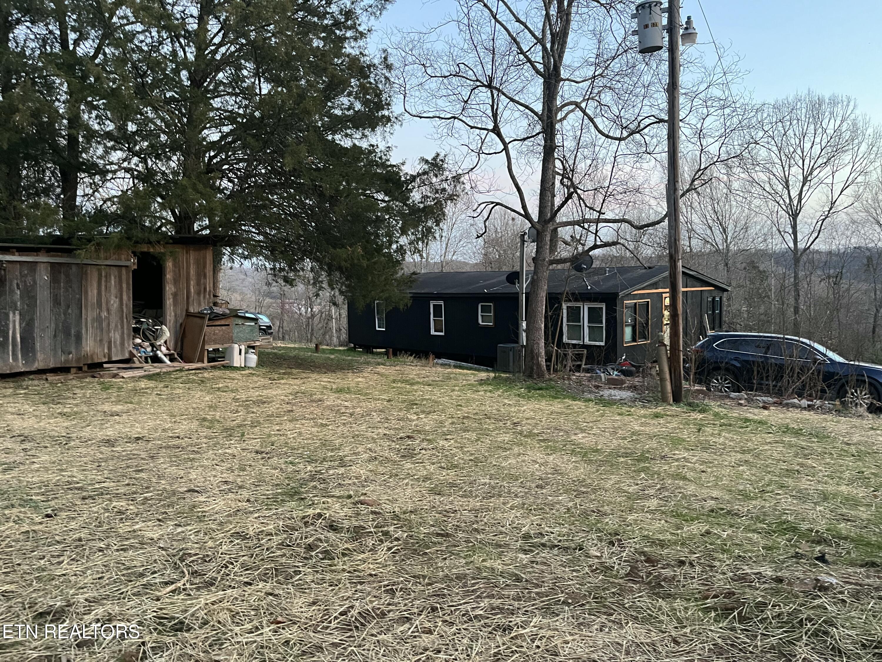 134 Skyview Road Speedwell TN 37870