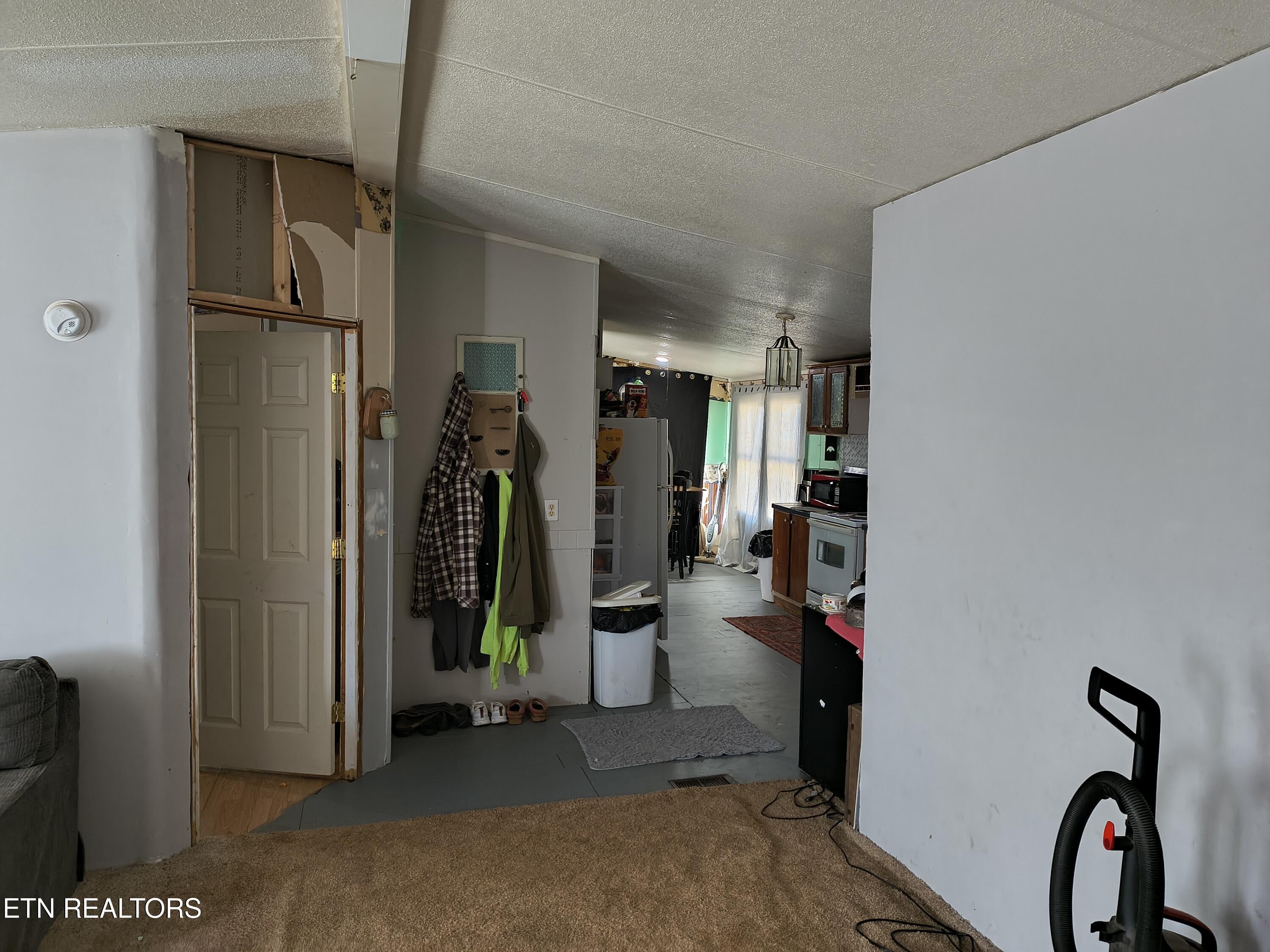 134 Skyview Road Speedwell TN 37870