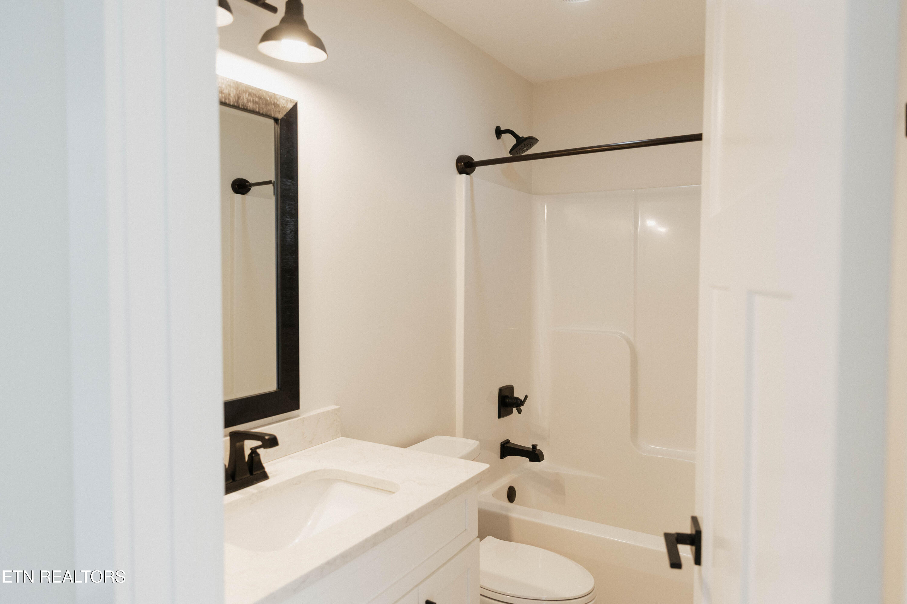 380 Cherokee Cove Rutledge TN 37861