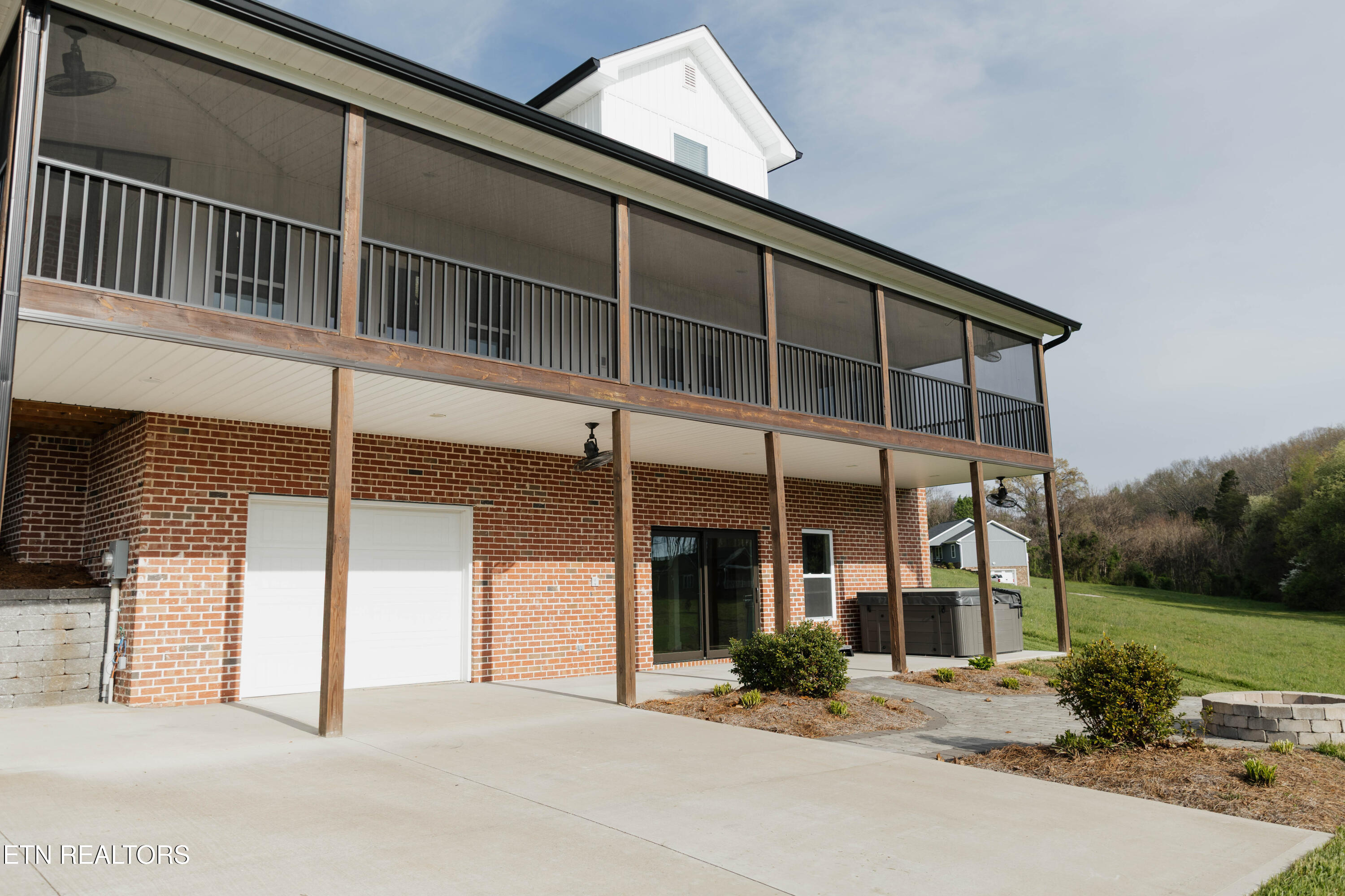 380 Cherokee Cove Rutledge TN 37861
