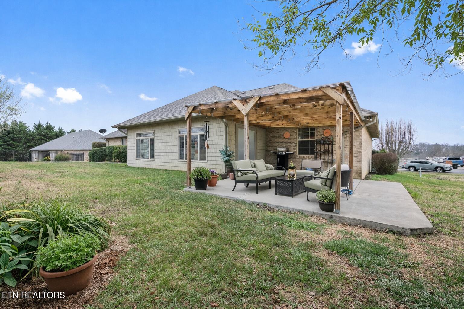 1816 Placid Drive Sevierville TN 37862