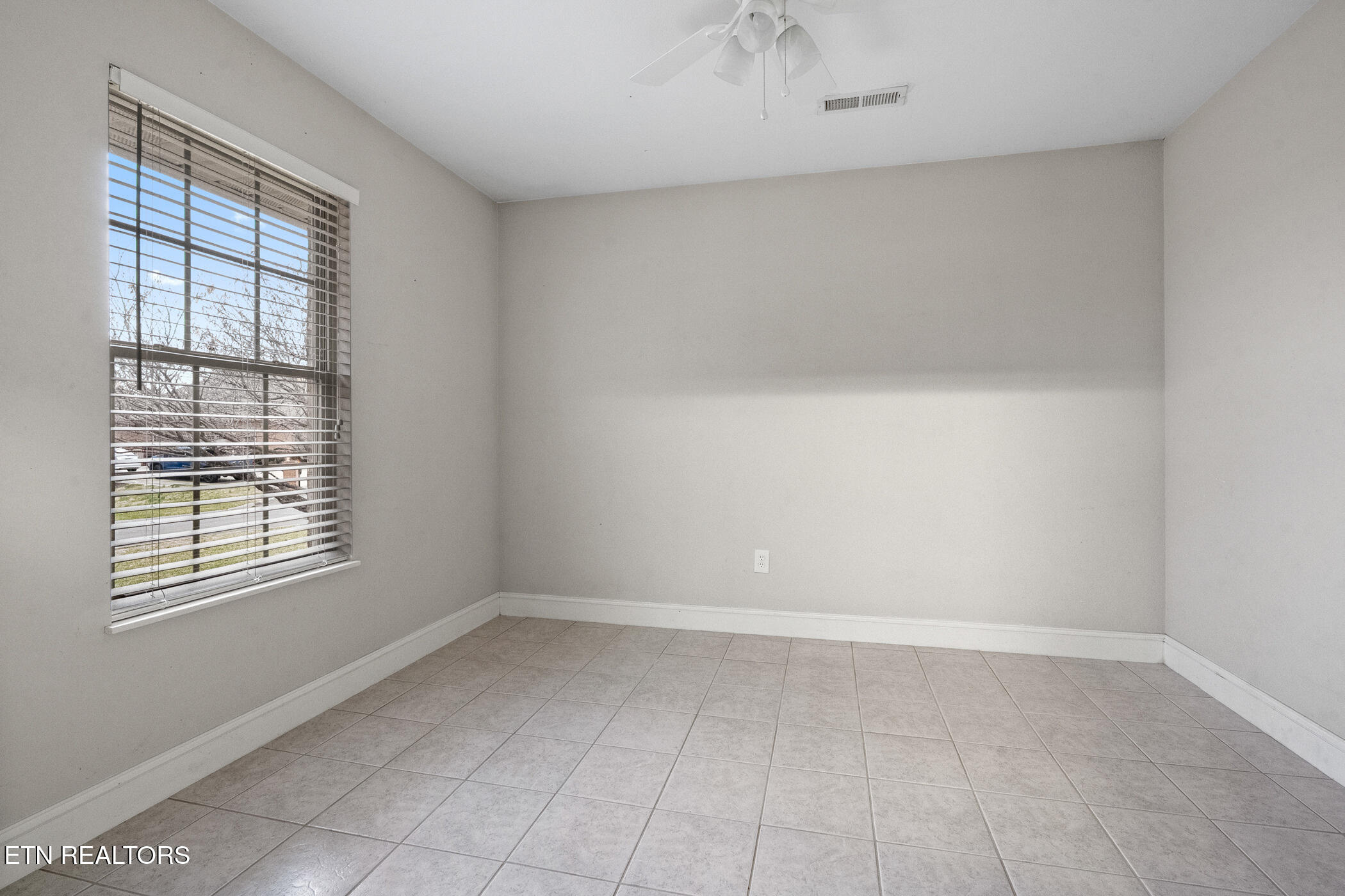 1816 Placid Drive Sevierville TN 37862