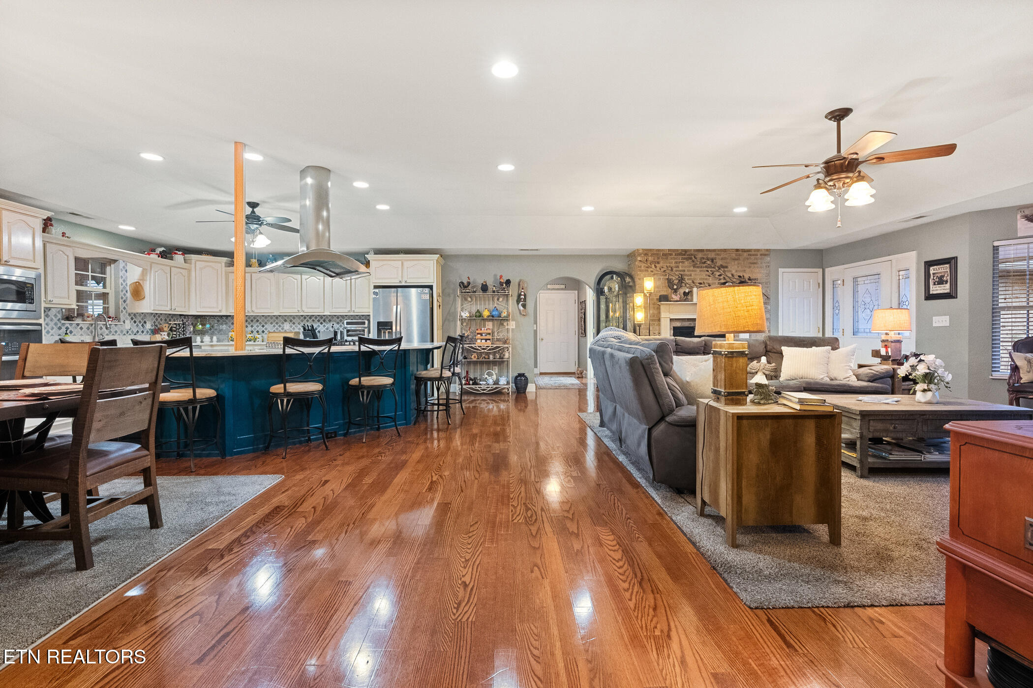 1816 Placid Drive Sevierville TN 37862
