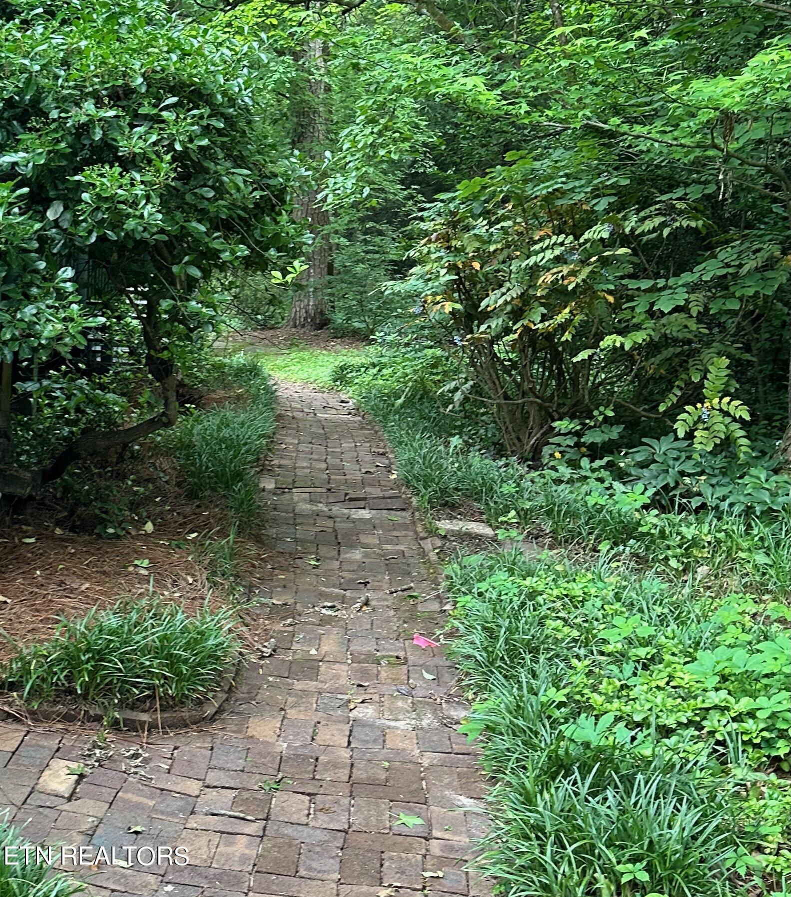 2136 Indian Hills Drive Knoxville TN 37919