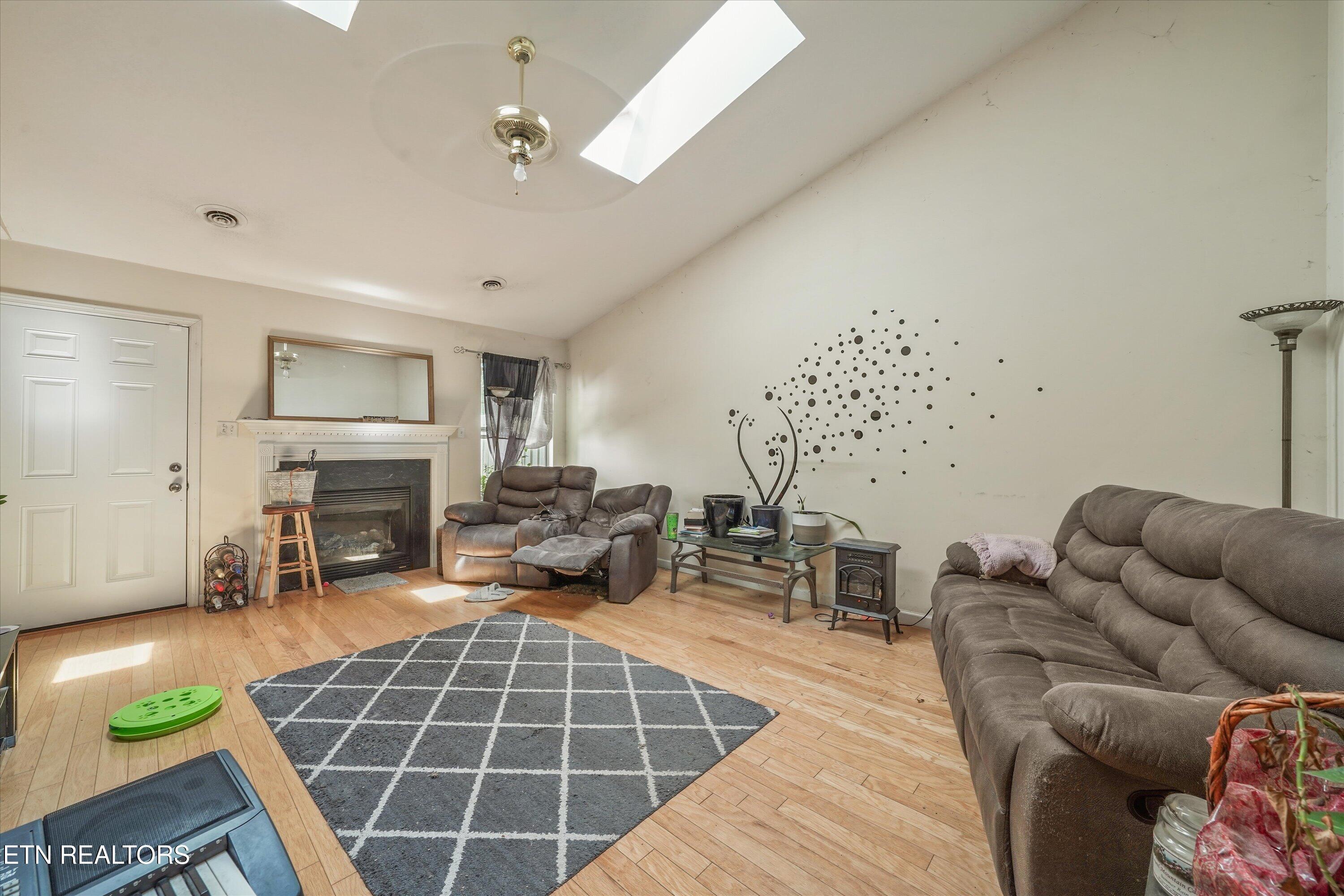 1726 Wood Song Lane Knoxville TN 37914