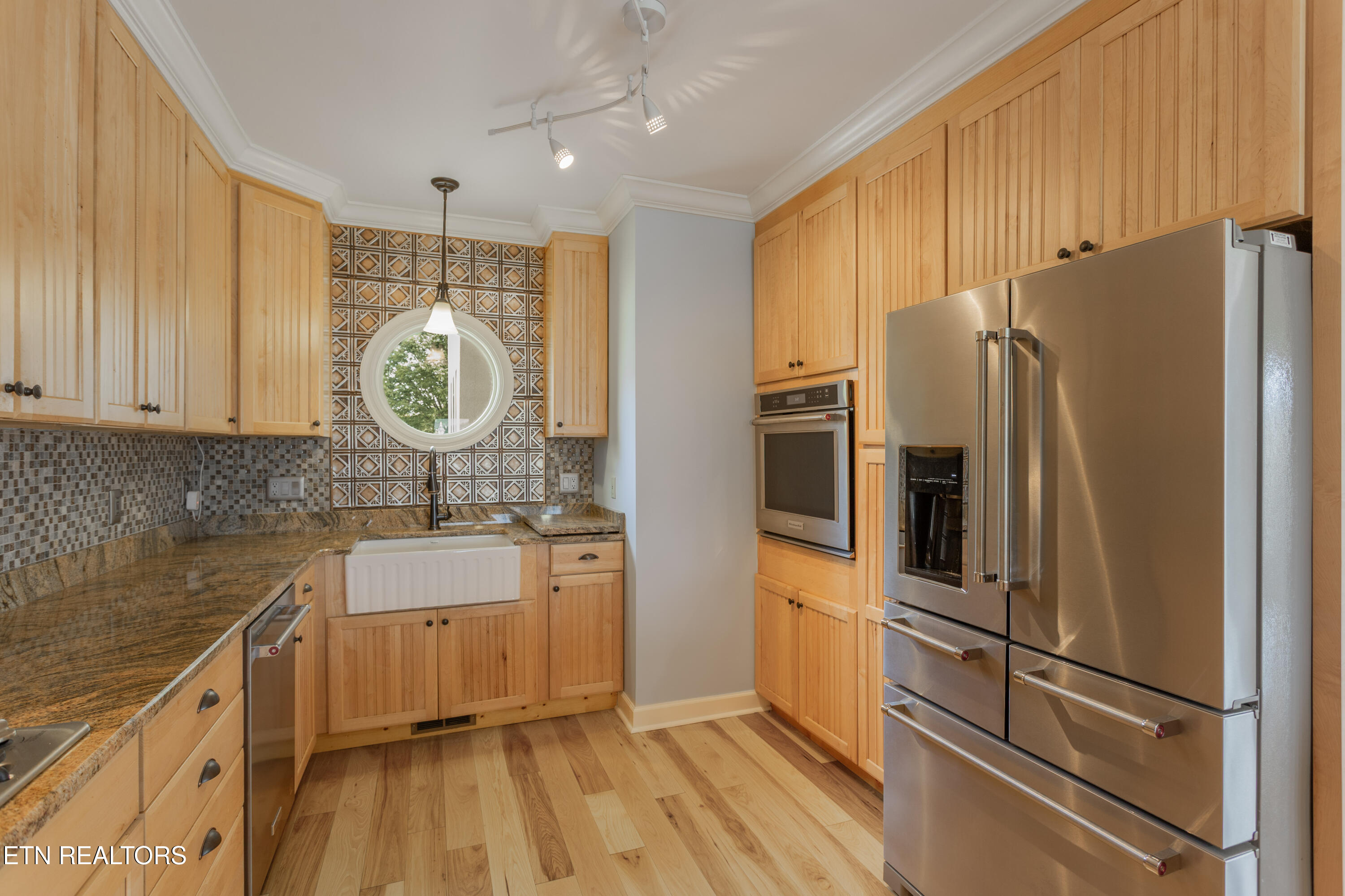 3445 Commodore Point Knoxville TN 37922